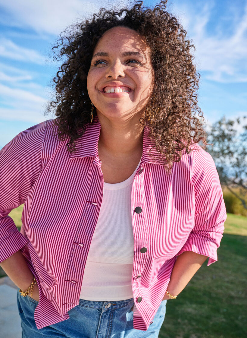 Stribet skjorte med lommer, Rød, Image image number 0