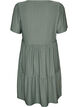 Kort kjole med hulm&oslash;nster og lagdelt sk&oslash;rt, Gr&oslash;n, Packshot image number 1