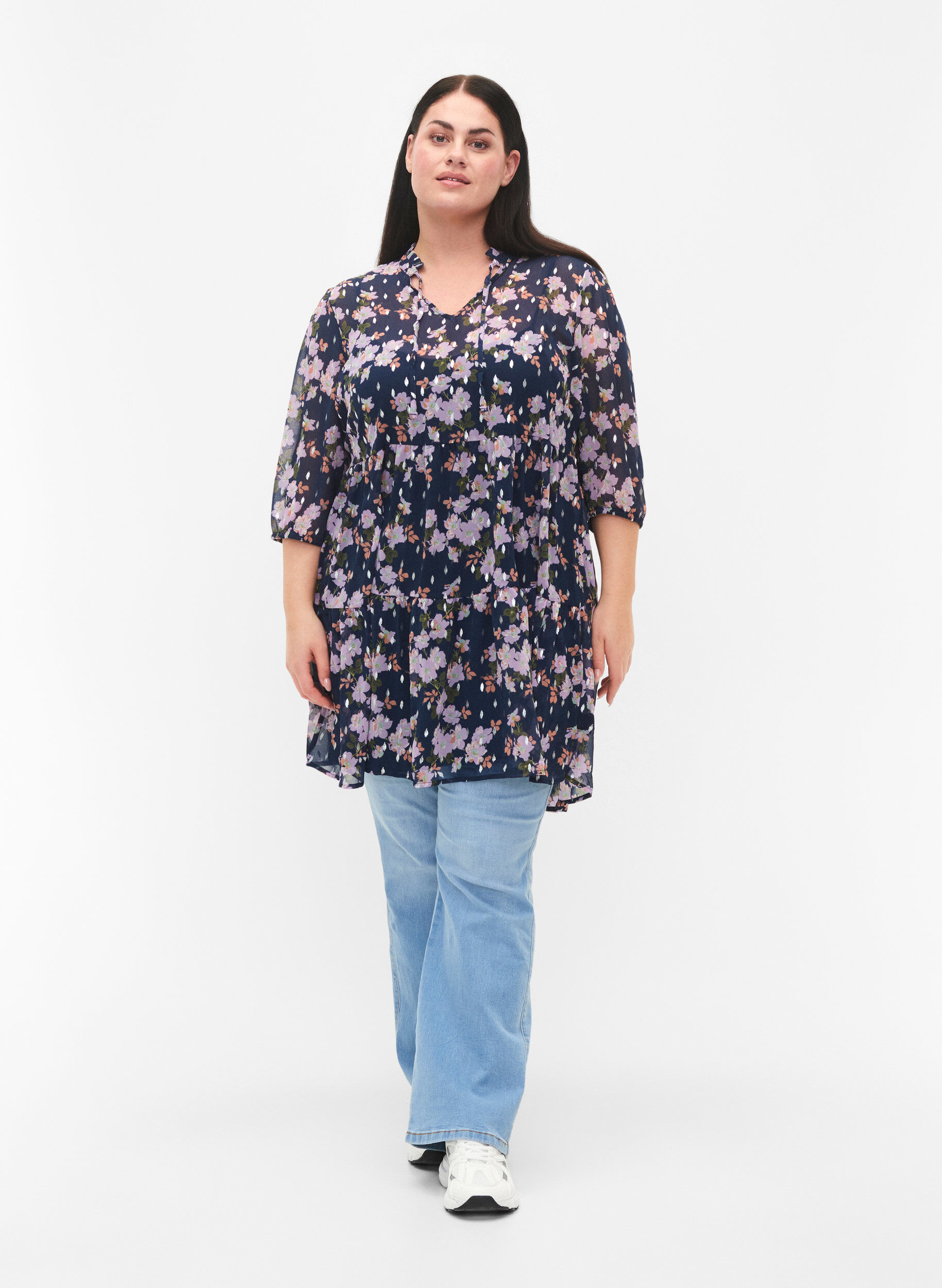 Zizzi Tunika med blomsterprint og lurex, Blue Small Fl. AOP, Model image number 2