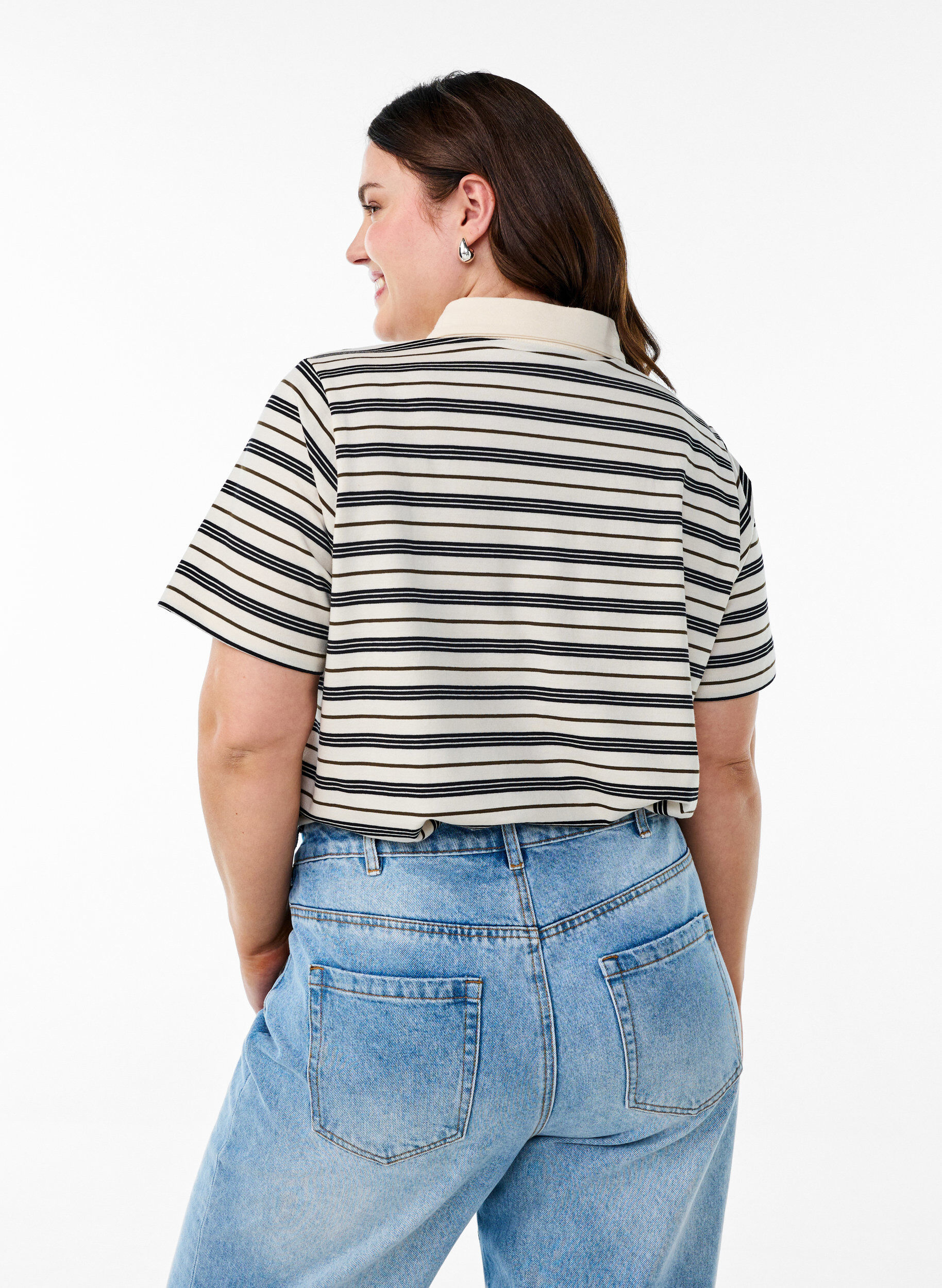 Zizzi Stribet poloshirt med korte &aelig;rmer, Hvid, Model image number 2