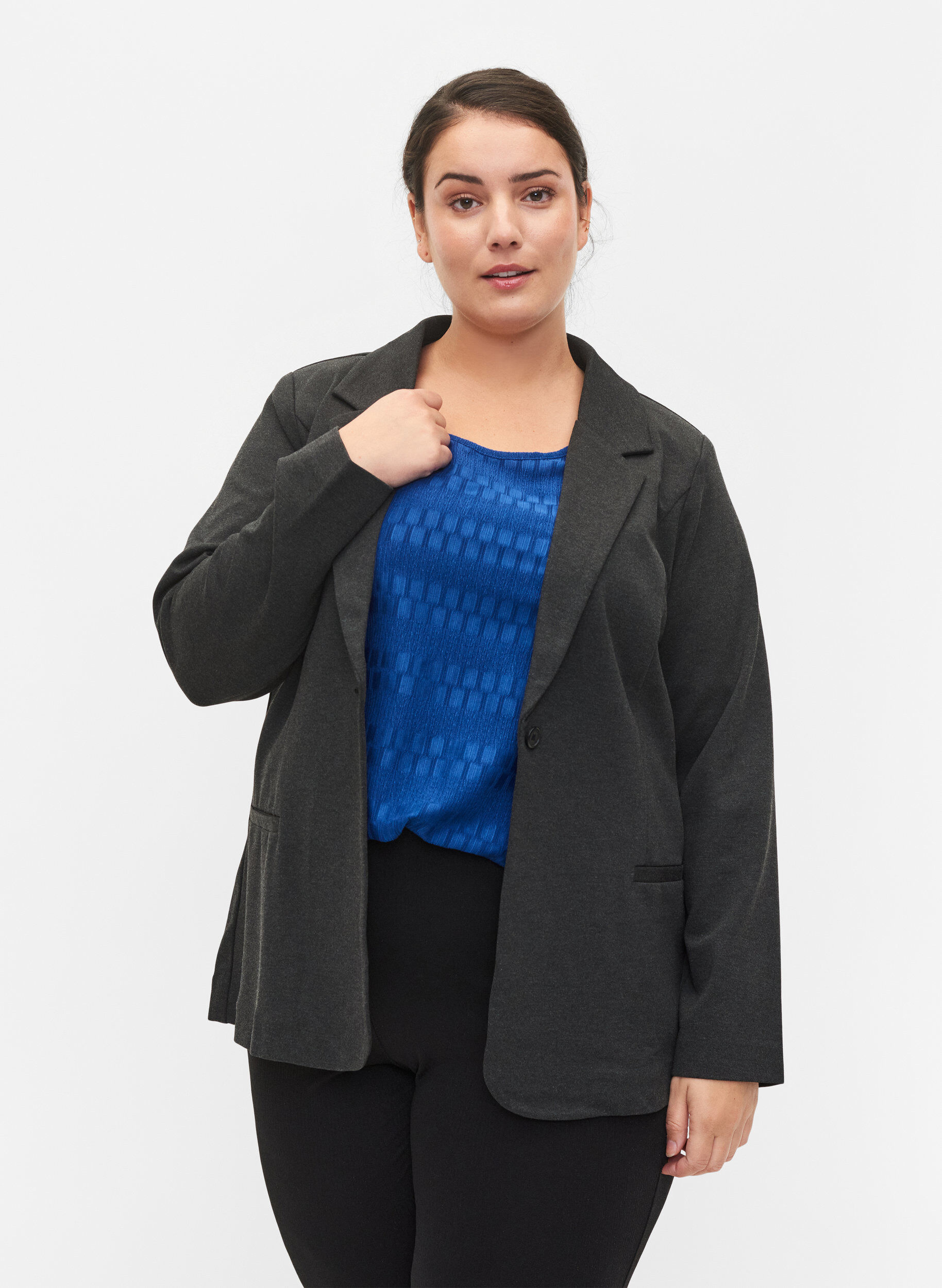 Zizzi Enkel blazer med knaplukning, Gr&aring;, Model image number 0