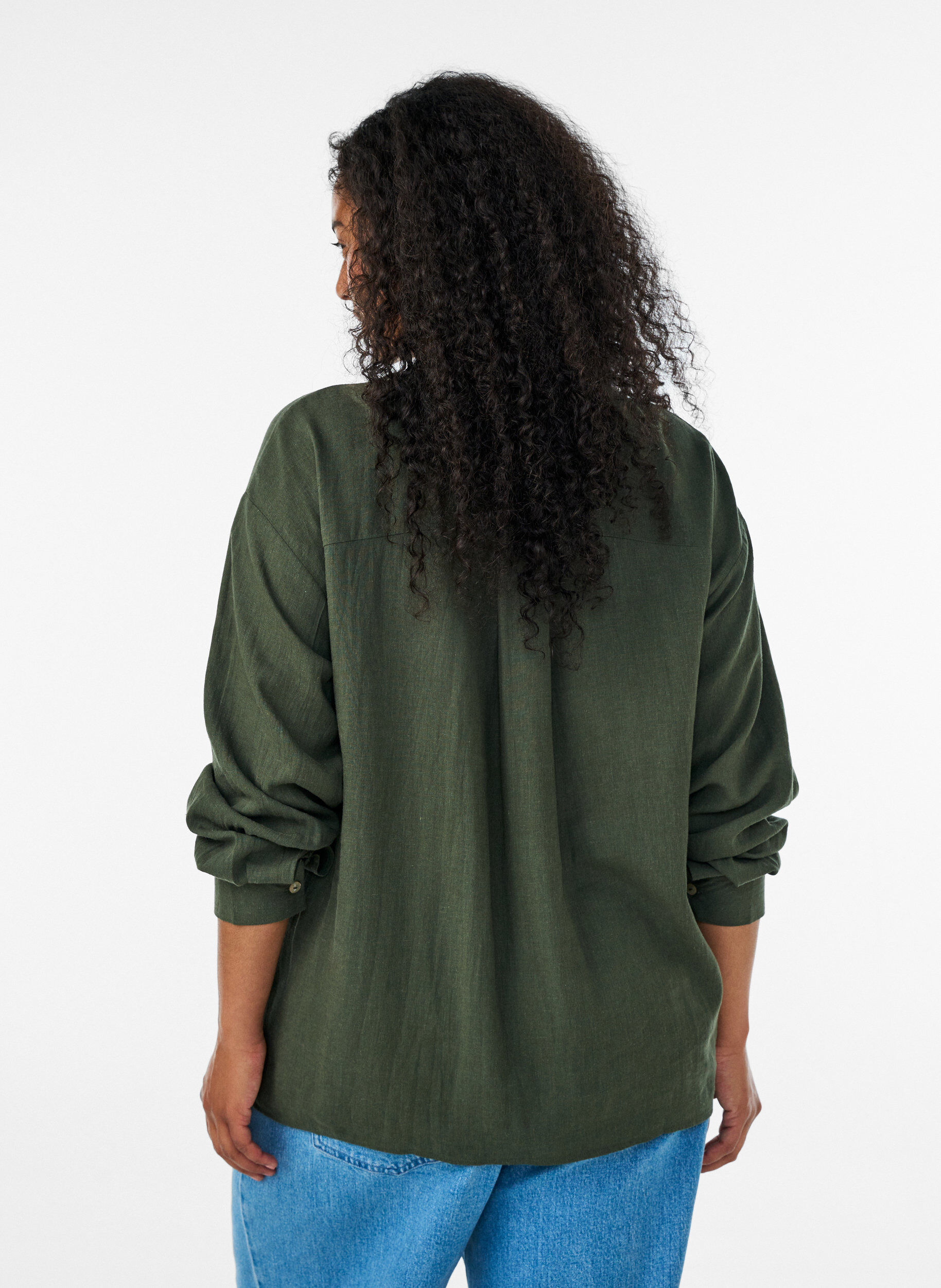 ZizziBluse i h&oslash;r og viskose med V-udsk&aelig;ring, Gr&oslash;n, Model image number 2