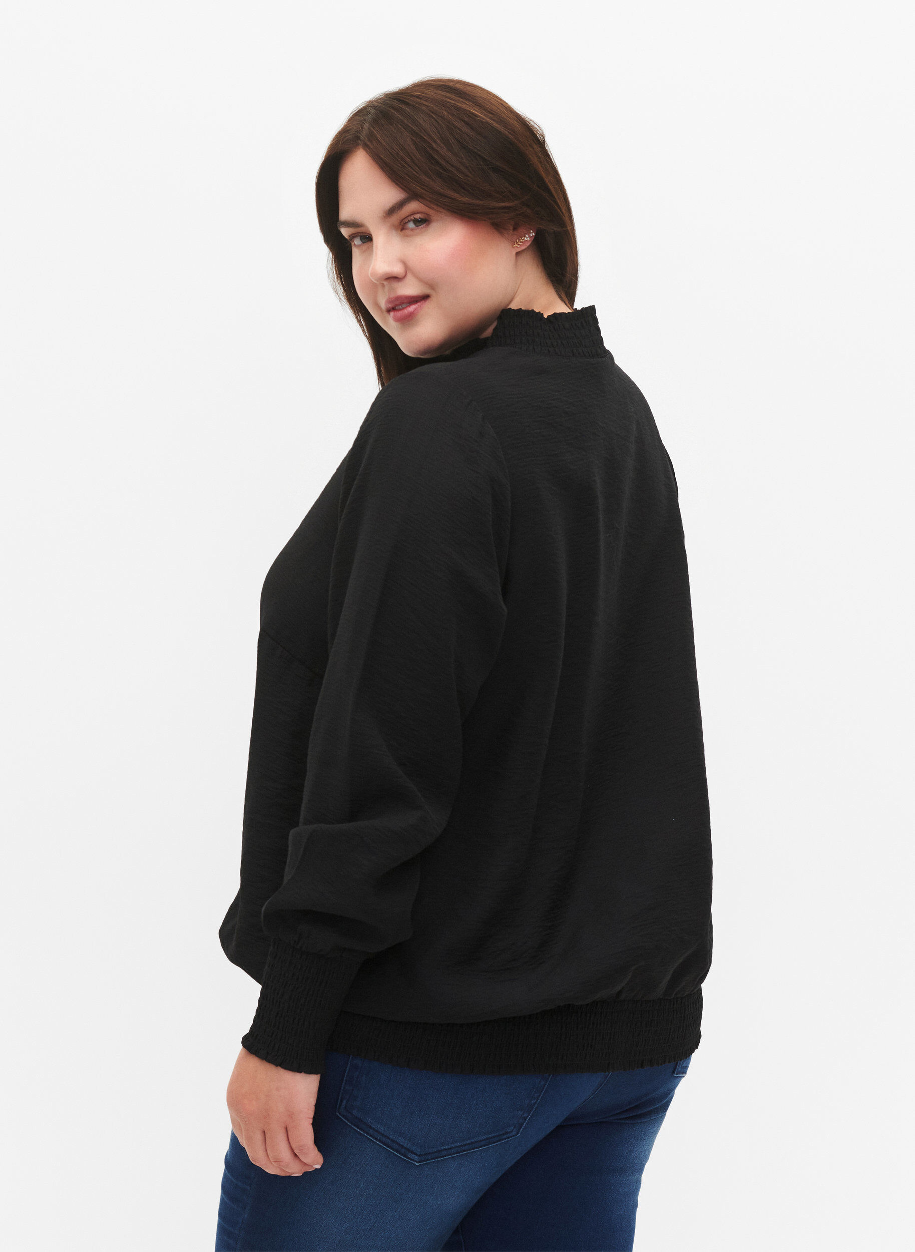 Zizzi Smockbluse i viskose, Black, Model image number 1