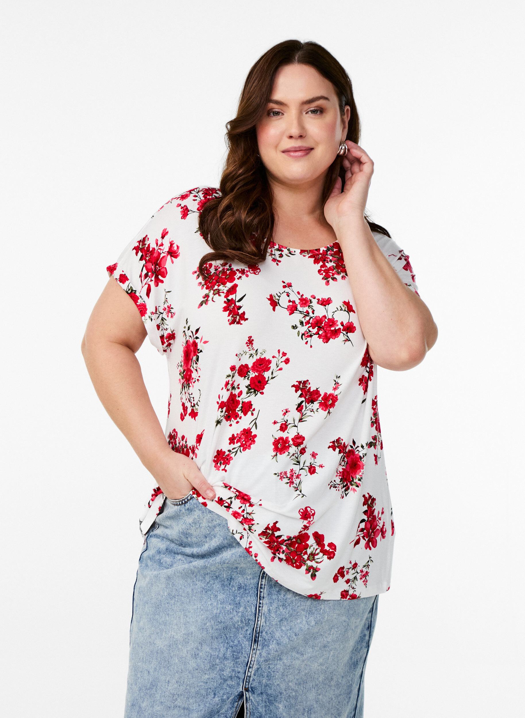 Zizzi T-shirt med blomsterprint, R&oslash;d, Model image number 0