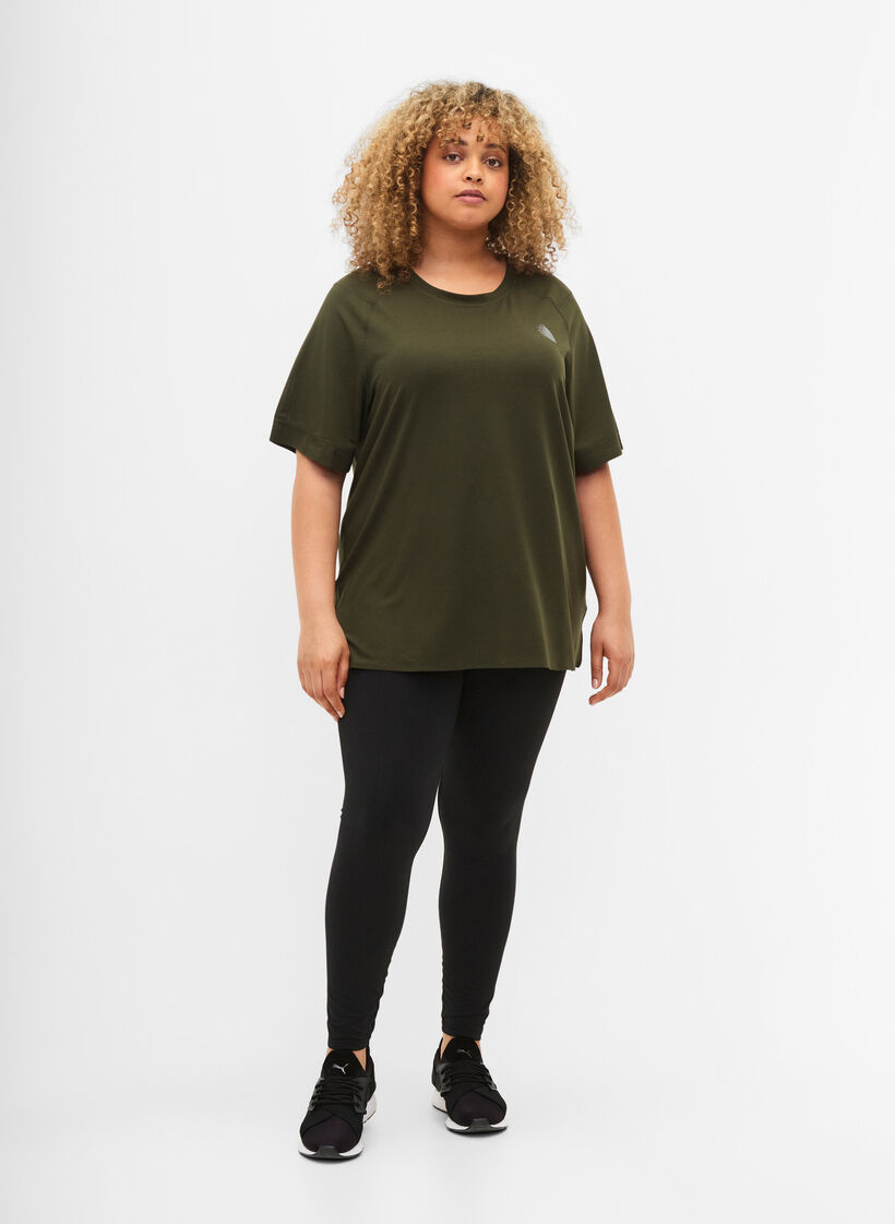 Kort&aelig;rmet tr&aelig;nings t-shirt med rund hals, Forest Night, Model image number 2