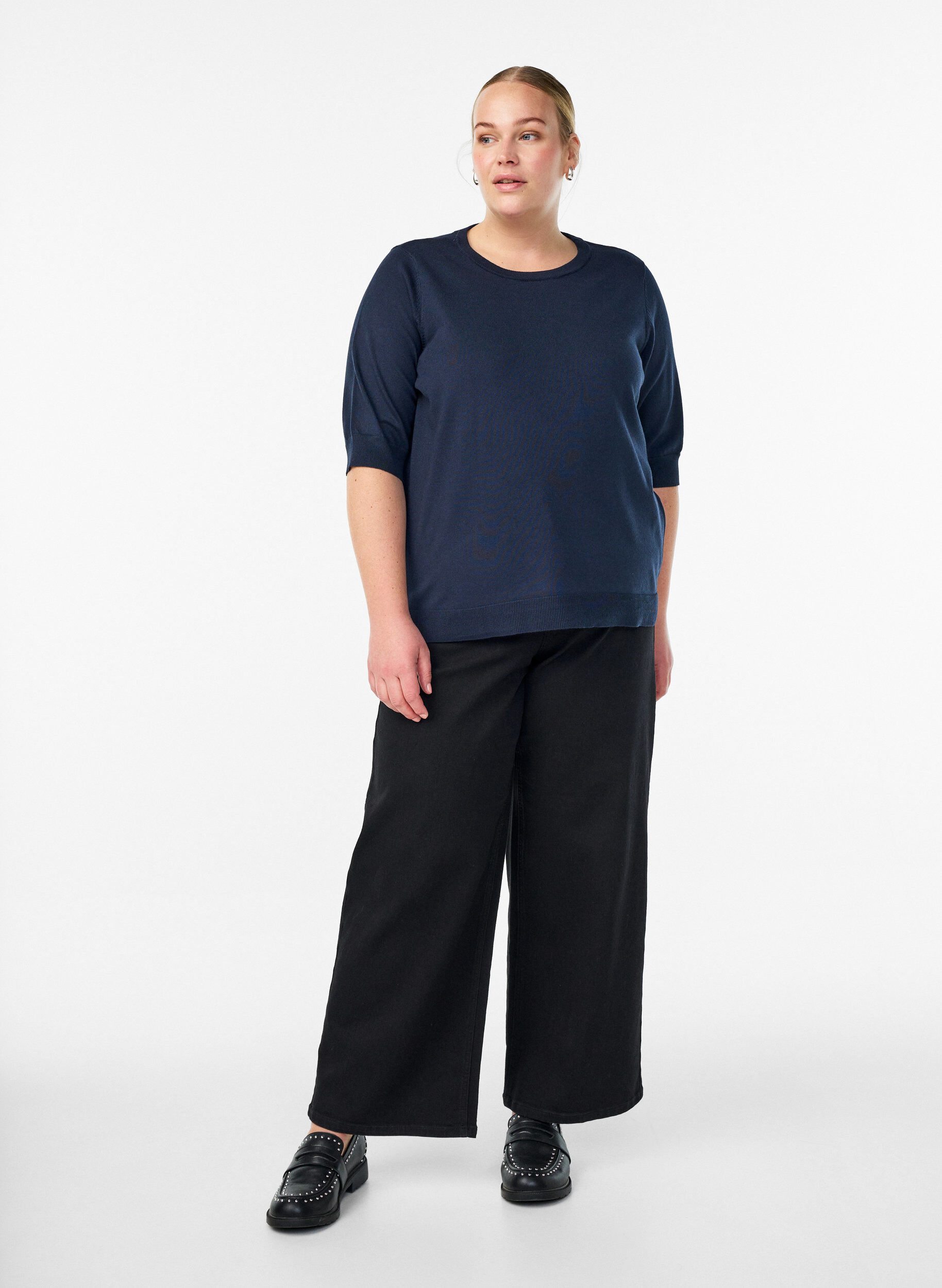 ZizziFinstrikket bluse med korte &aelig;rmer, Bl&aring;, Model image number 1