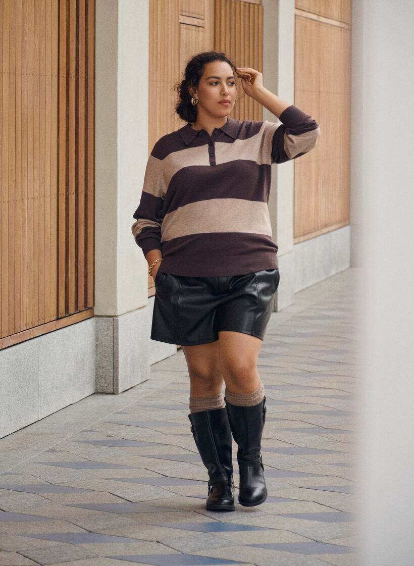 Strikbluse med polokrave, Brun, Image image number 0