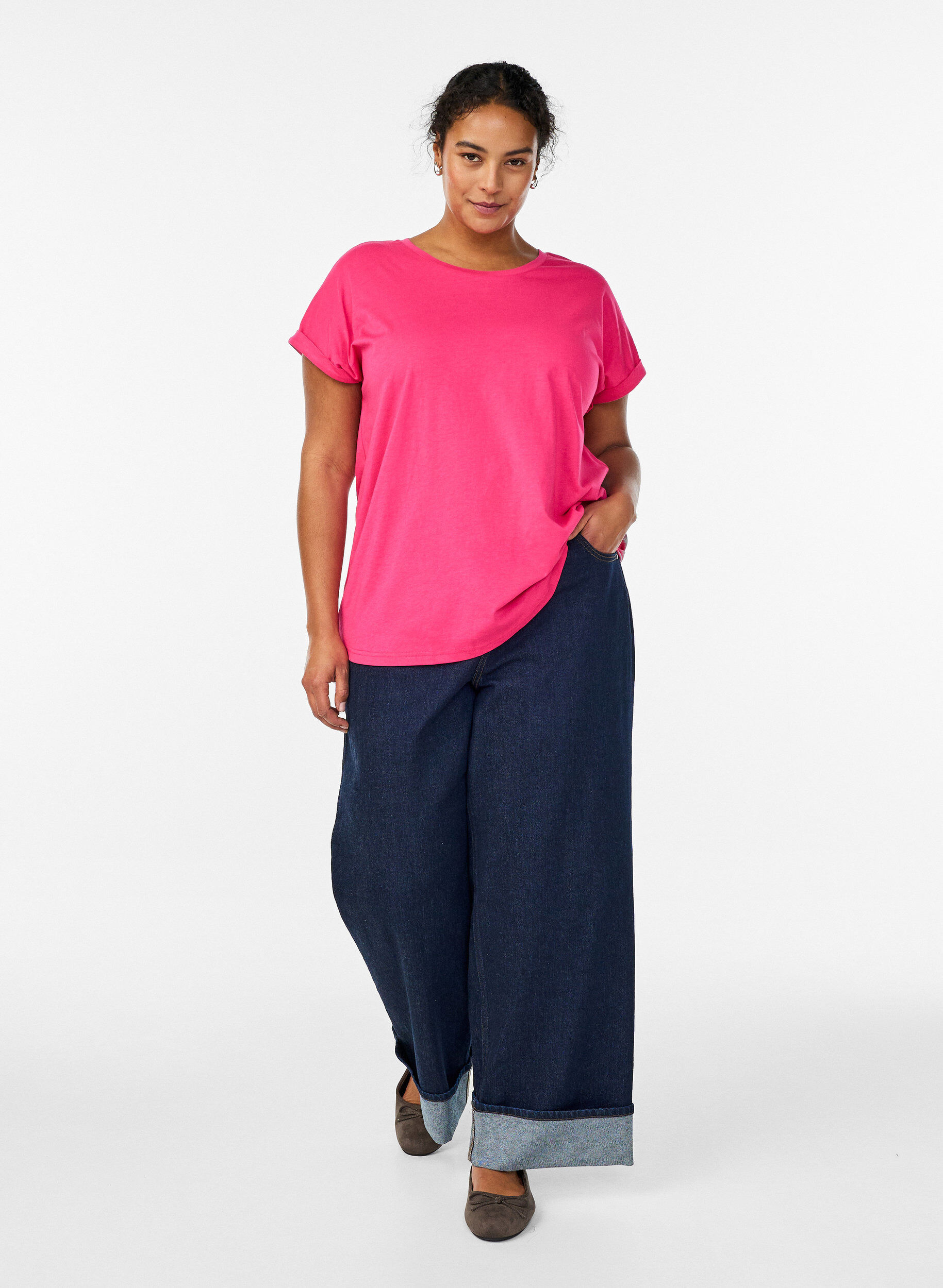 ZizziKort&aelig;rmet t-shirt i bomuldsblanding, Lyser&oslash;d, Model image number 1