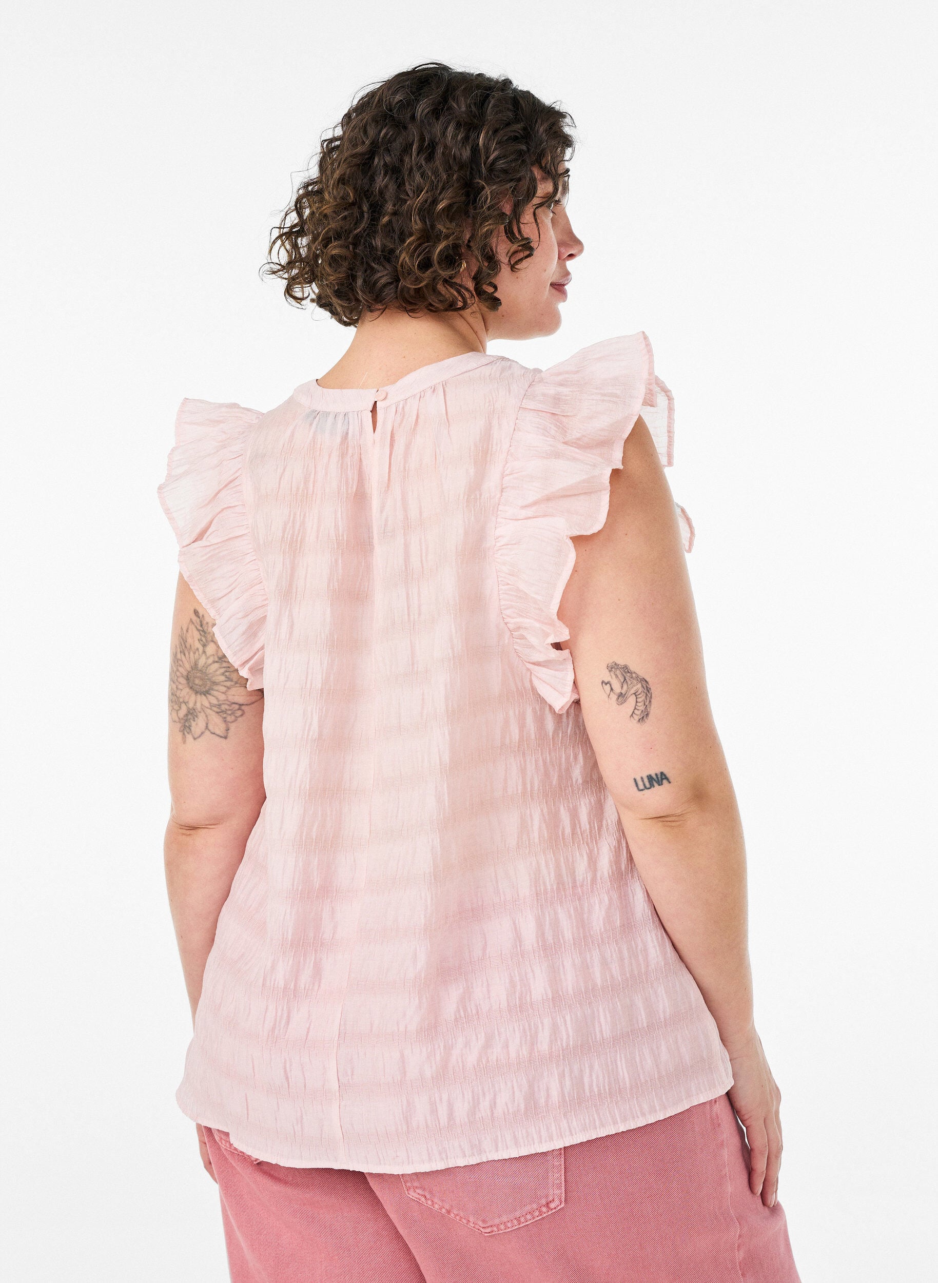 Zizzi&AElig;rmel&oslash;s bluse med struktur og fl&aelig;ser, Lyser&oslash;d, Model image number 2