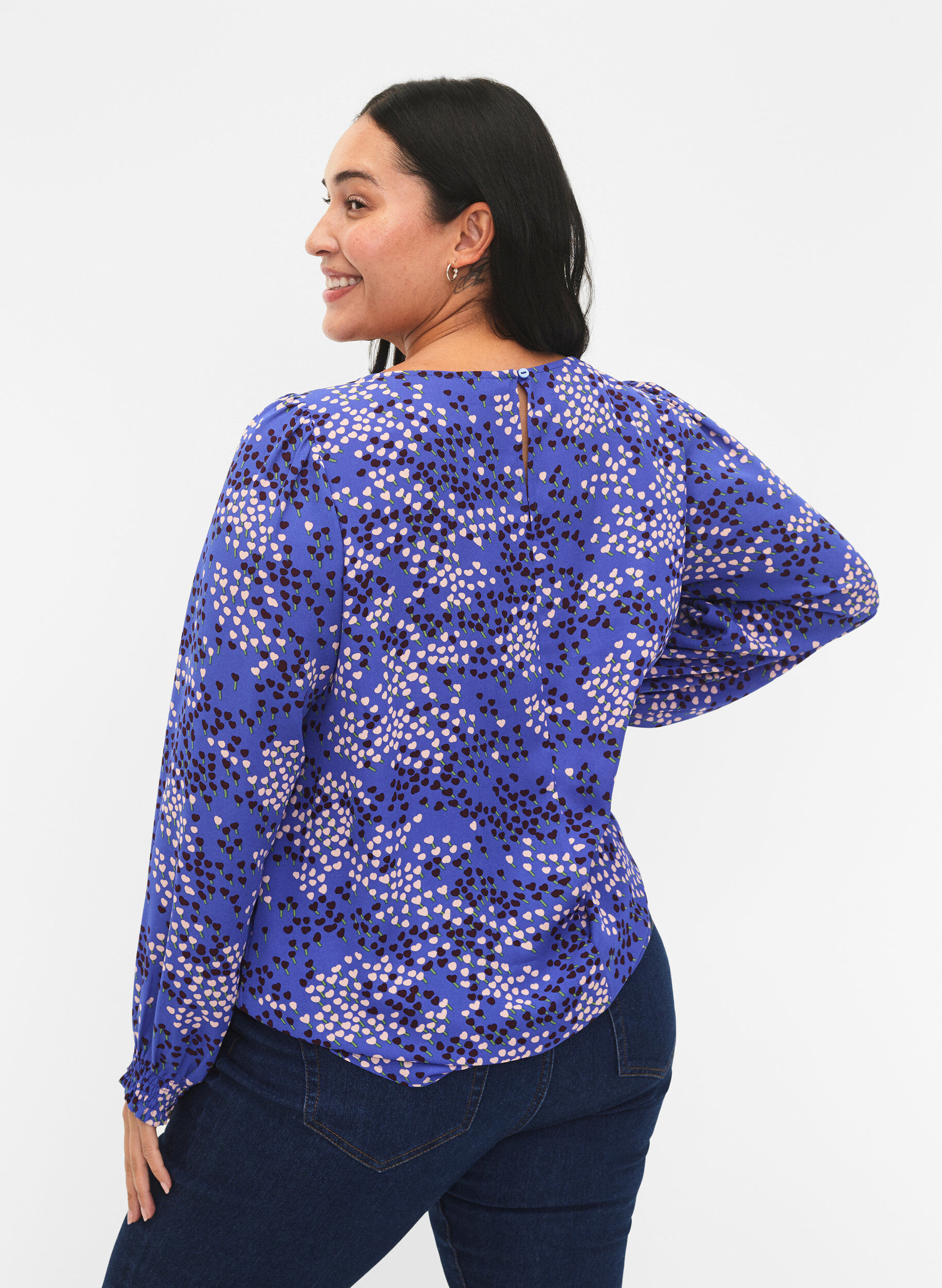 Zizzi FLASH - Lang&aelig;rmet bluse med smock og print, Dazzling Blue AOP, Model image number 1