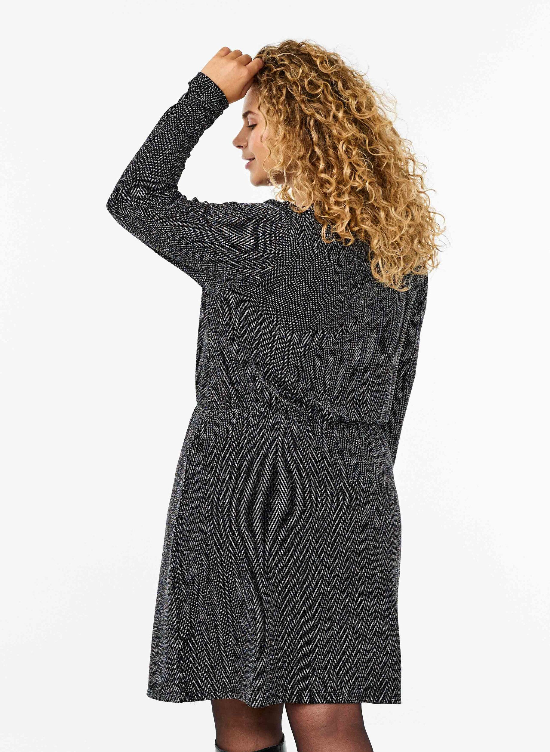 Zizzi Glimmer kjole med zigzag m&oslash;nster, Silver ZigZagShimmer, Model image number 1