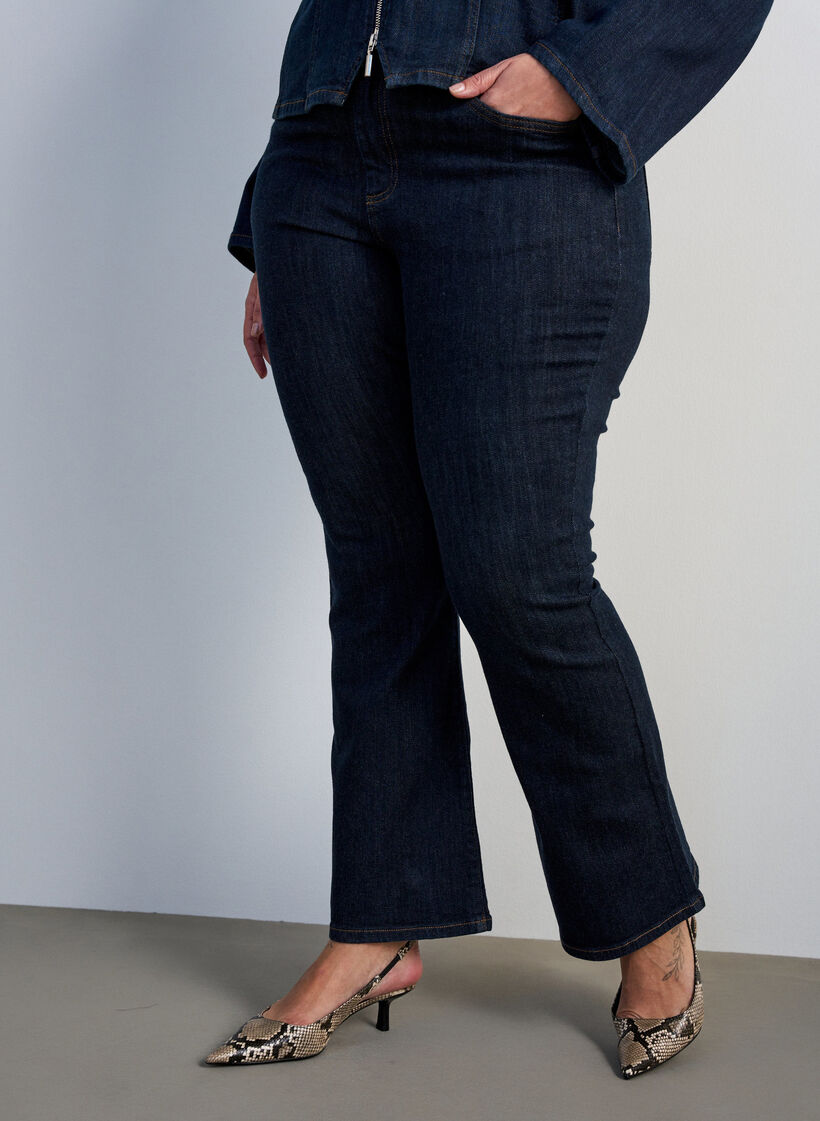 Ellen jeans med h&oslash;j talje og bootcut, Bl&aring;, Model image number 2