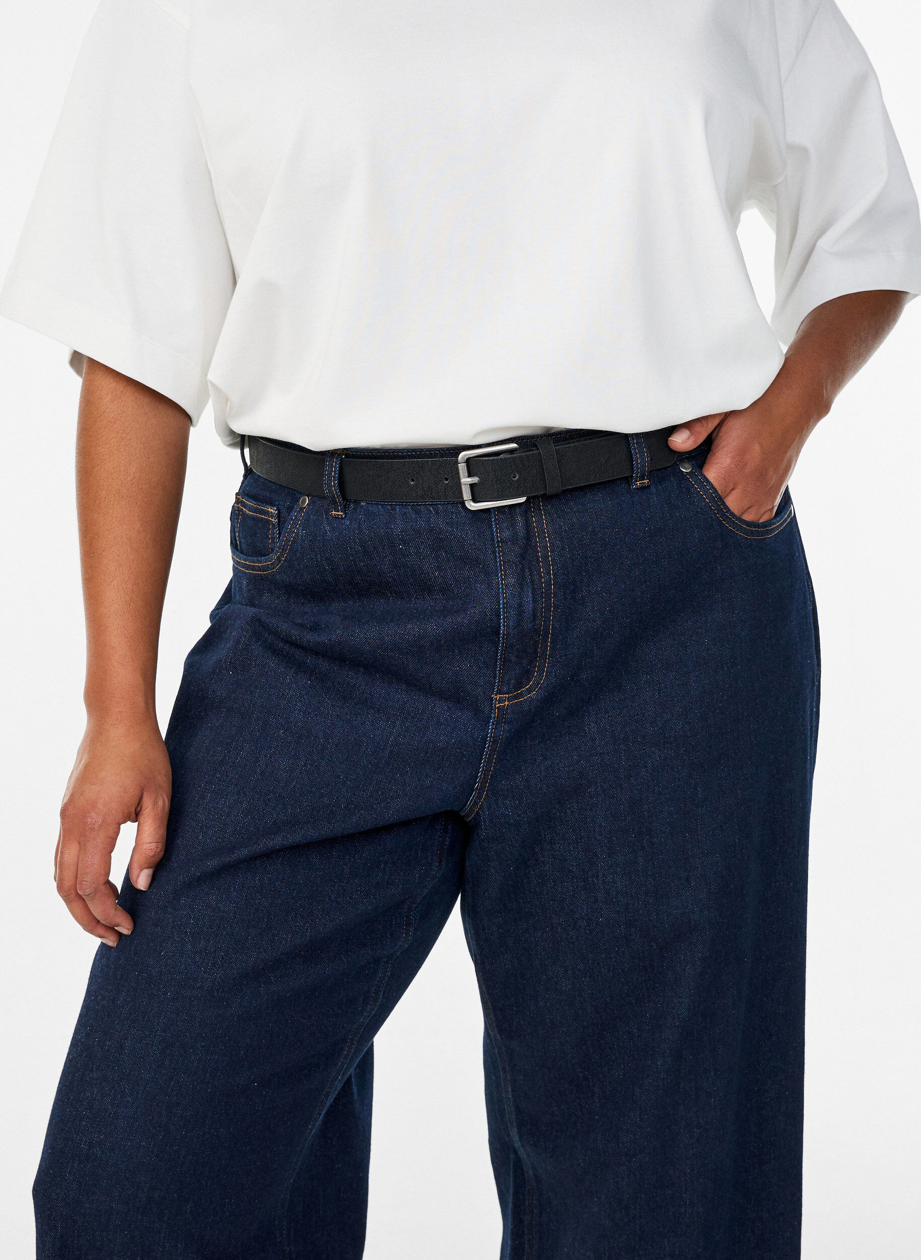 B&aelig;lte i l&aelig;dermix med klassisk sp&aelig;nde, Sort, Model