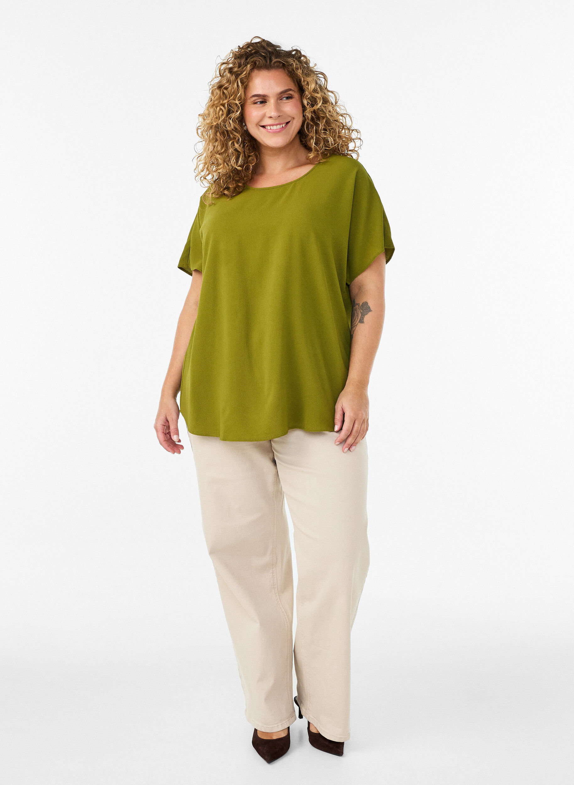 ZizziBluse med korte &aelig;rmer og rund halsudsk&aelig;ring , Gr&oslash;n, Model image number 1
