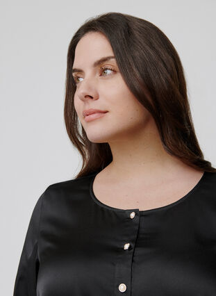Langærmet bluse med feminine knapper, Black, Model image number 2