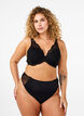 G-streng i microfiber med blonder, Sort, Model image number 0