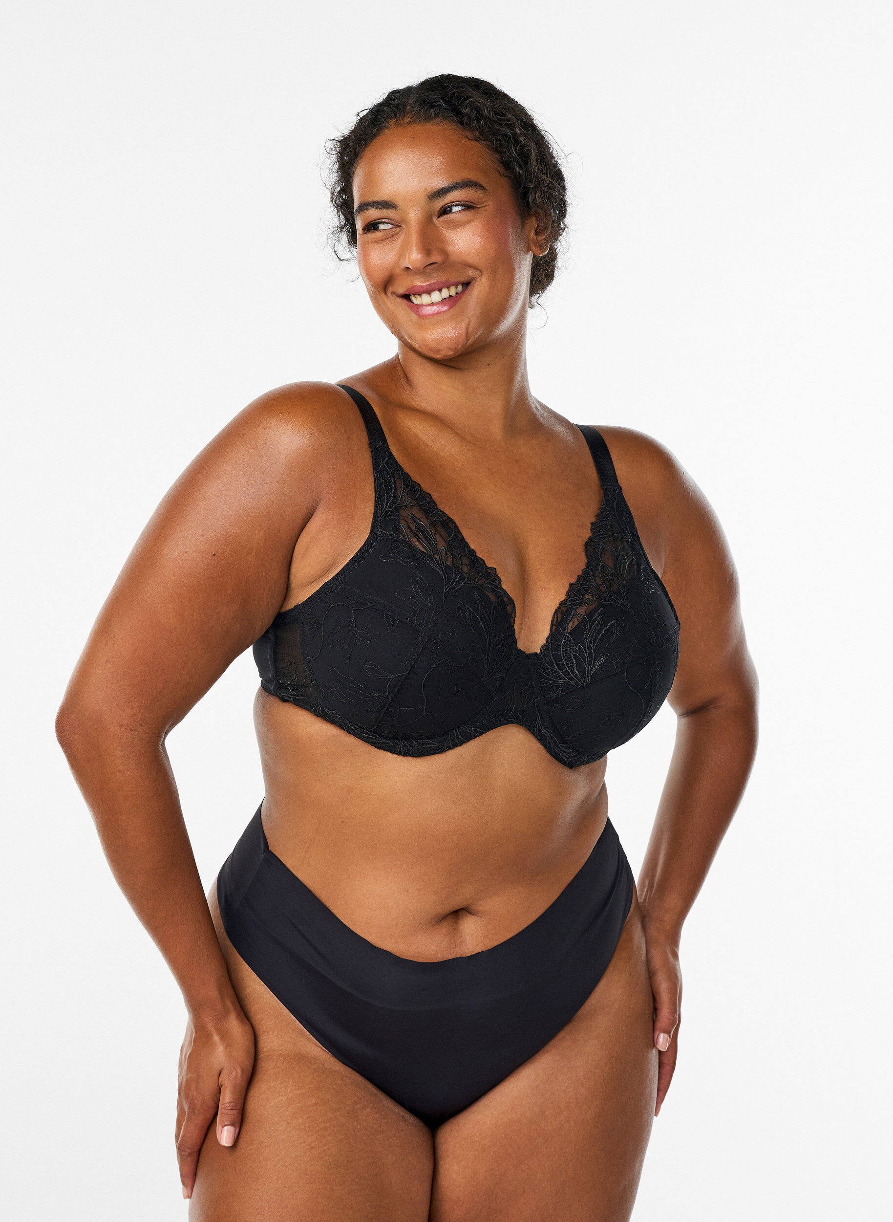 Zizzi Vatteret blonde bh med b&oslash;jle, Sort, Model image number 1