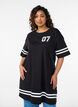 Kort t-shirtkjole med sporty detaljer, Sort, Model image number 0