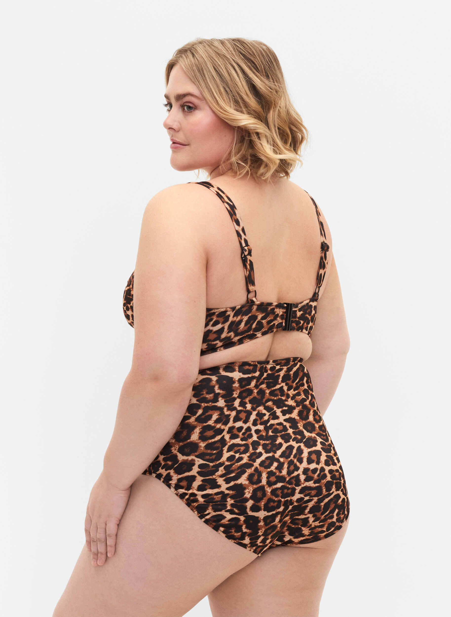 Zizzi H&oslash;jtaljet bikinitrusse med leoprint, Leopard Print, Model image number 1