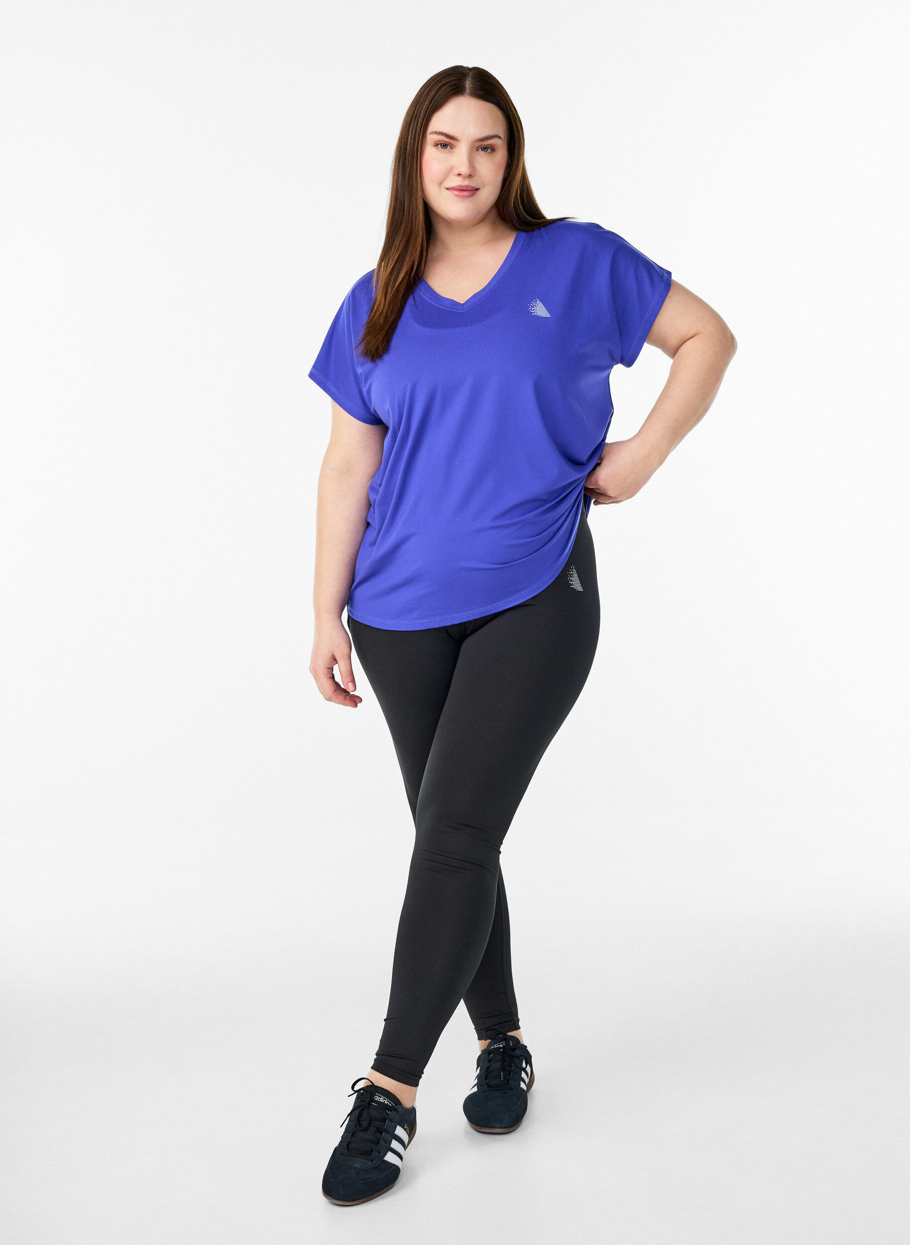 ZizziKort&aelig;rmet tr&aelig;nings t-shirt med v-hals, Lilla, Model image number 1