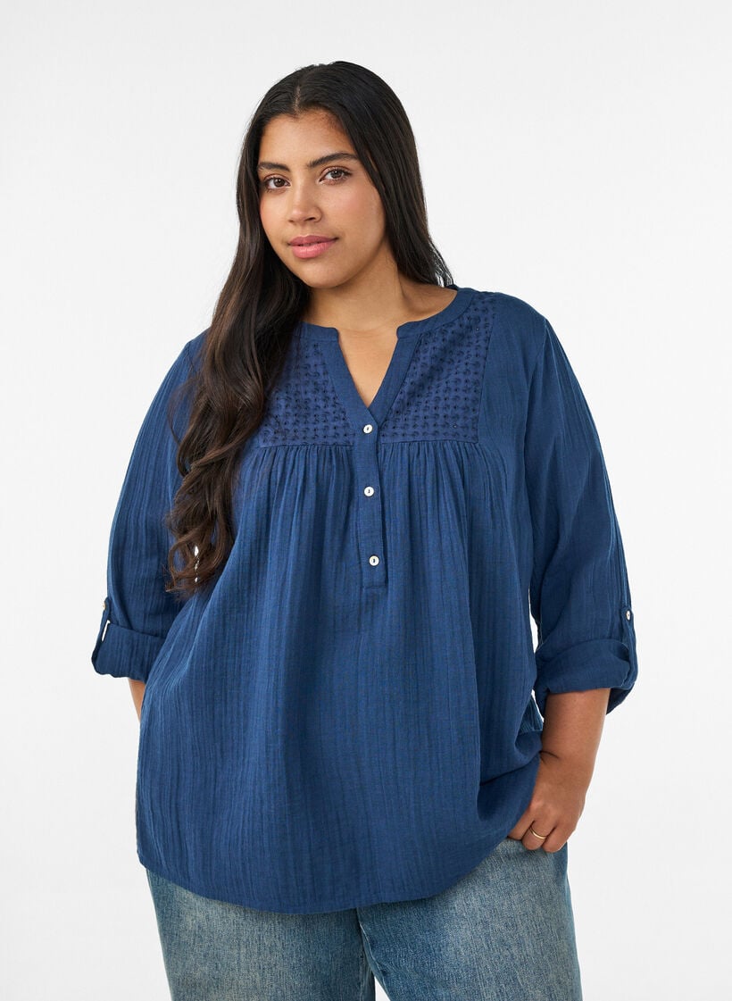 Bluse i bomuldsmusselin med broderi anglaise, Bl&aring;, Model image number 0