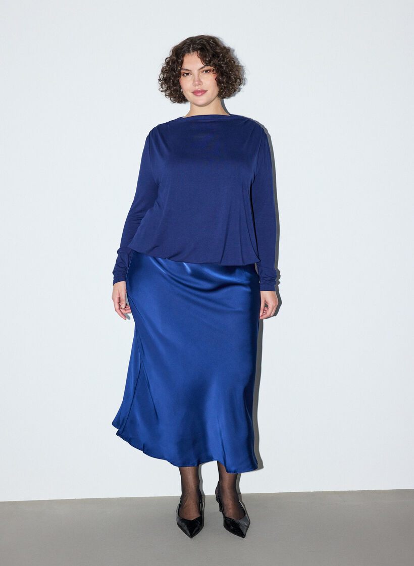 Bluse med b&aring;dhals og ballonpasform, Bl&aring;, Model image number 1