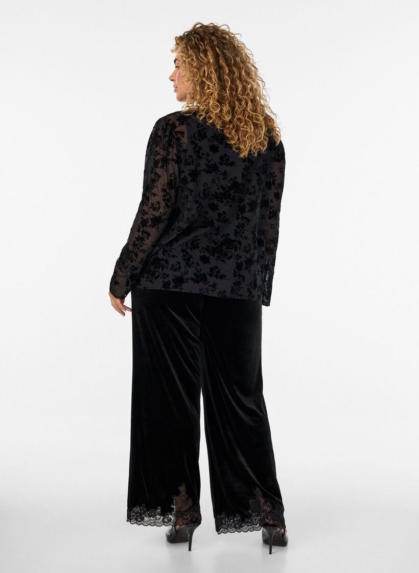 Velourbukser med blondekant og vide ben, Sort, Model image number 2