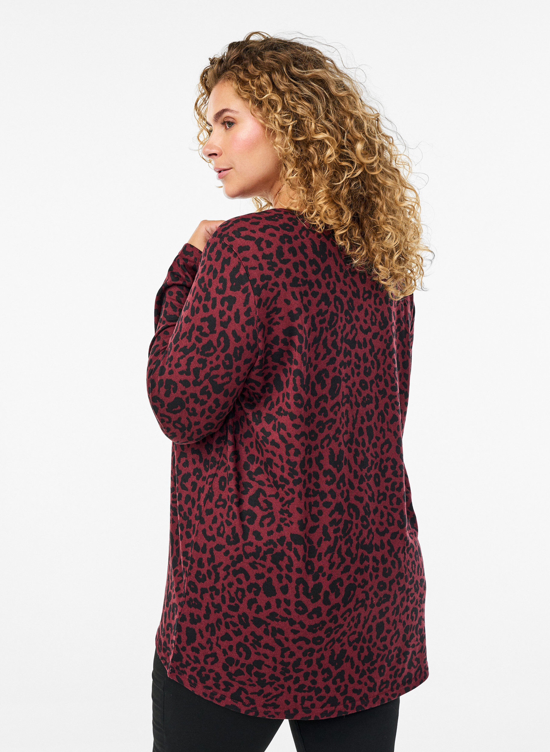 Zizzi Leo bluse med lange &aelig;rmer, M&oslash;rk Bordeaux, Model image number 2