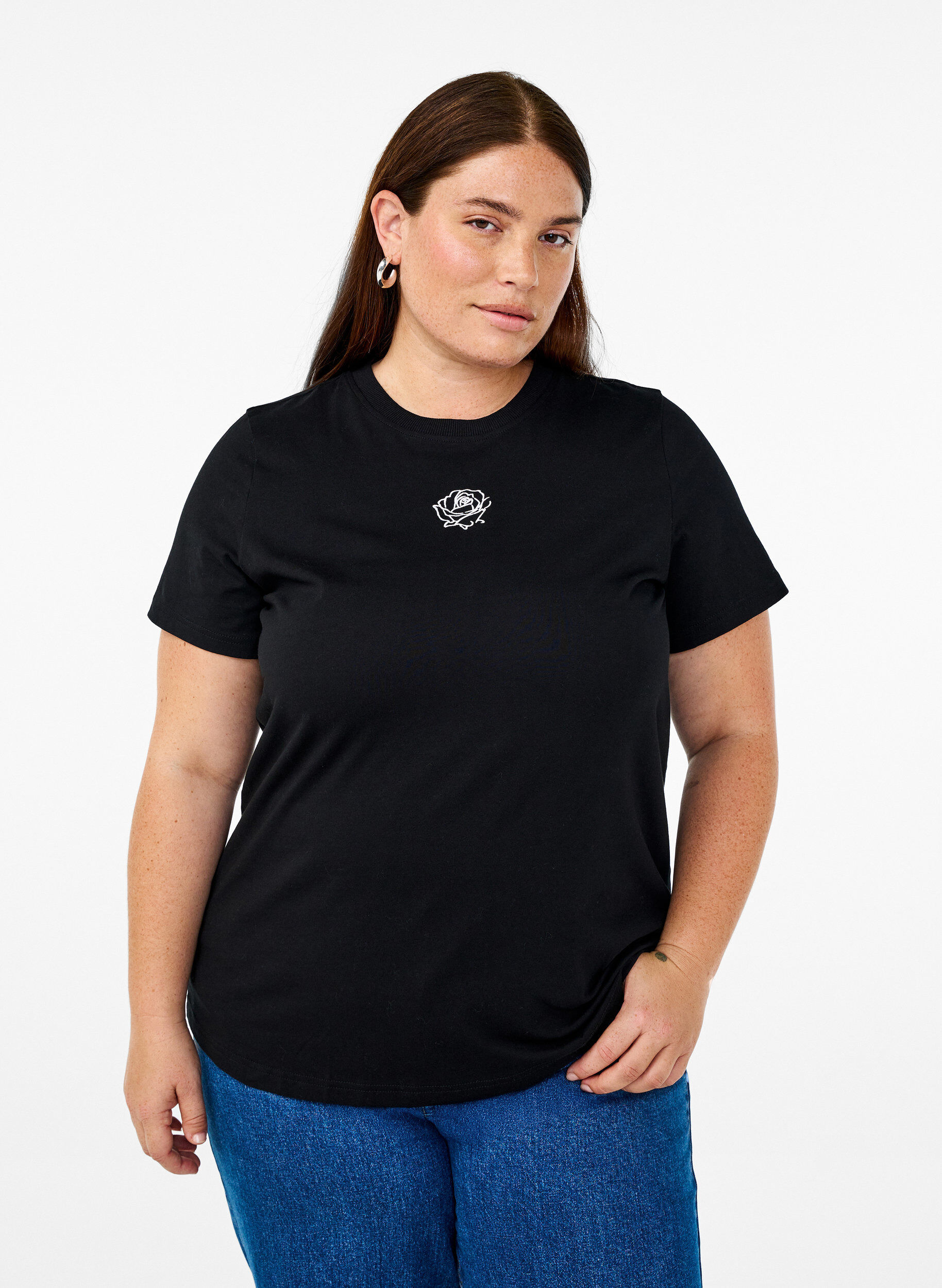 Zizzi Bomulds t-shirt med broderidetalje, Sort, Model image number 0