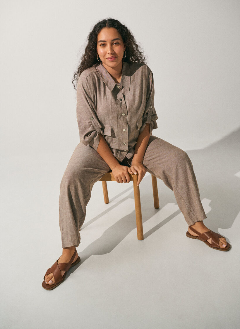 Skjortebluse i h&oslash;r og viskose med justerbar talje, Brun, Image image number 0