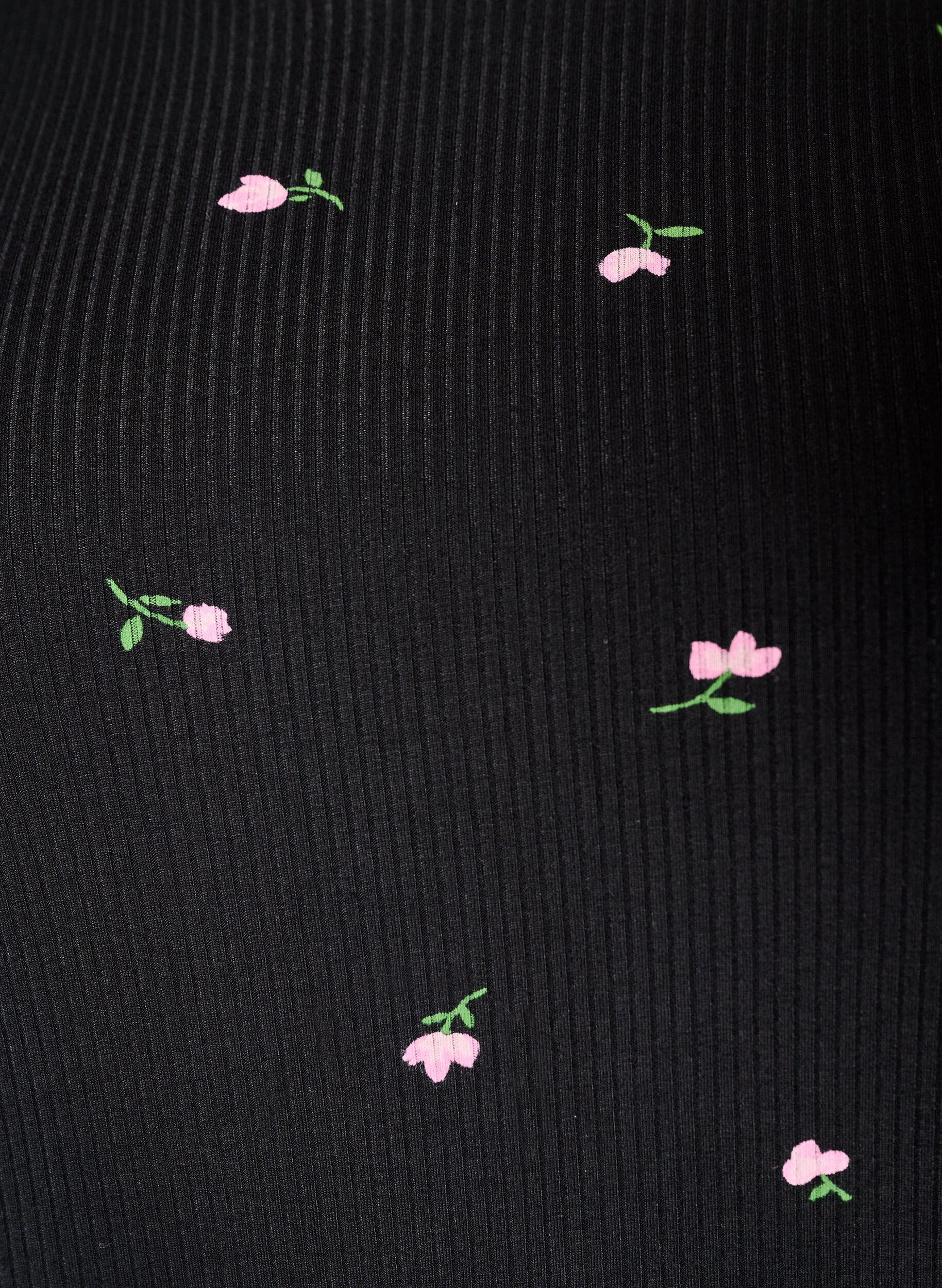ZizziPyjamastop med blomsterprint og ribstruktur, Sort, Packshot image number 2