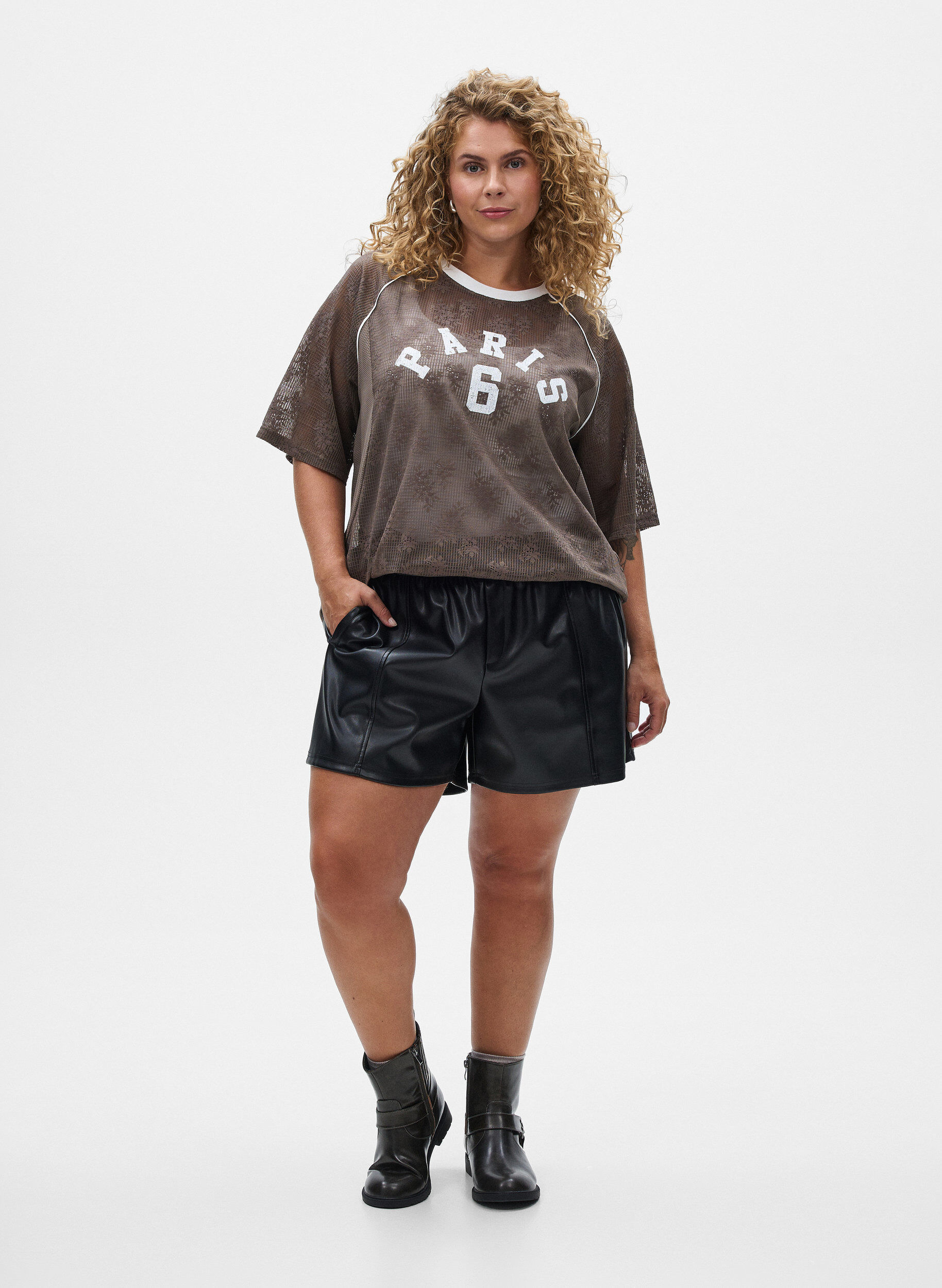 Zizzi Blonde t-shirt med tekstprint, Brun, Model image number 1