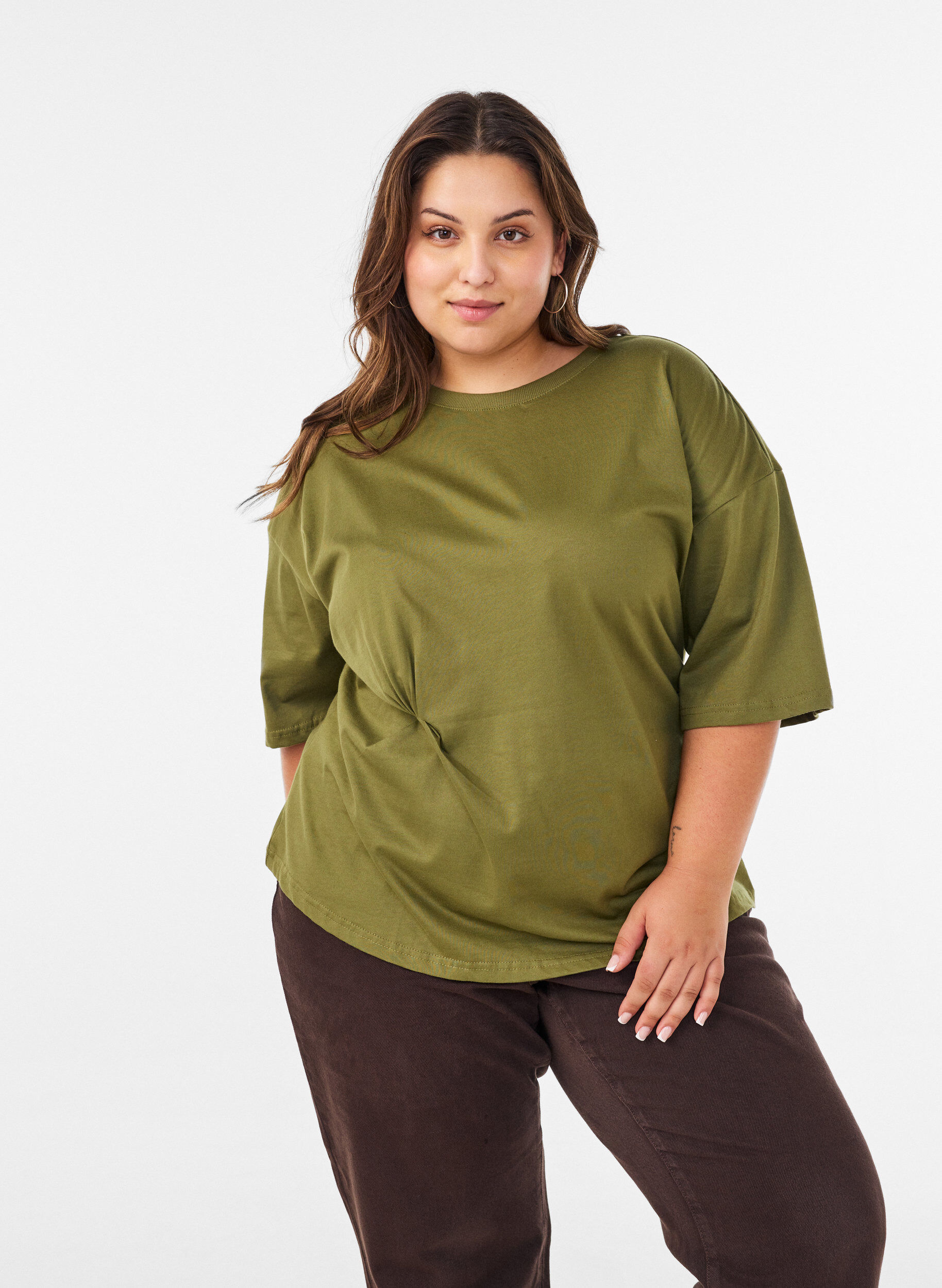 T-shirt med draperet detalje, Gr&oslash;n, Model