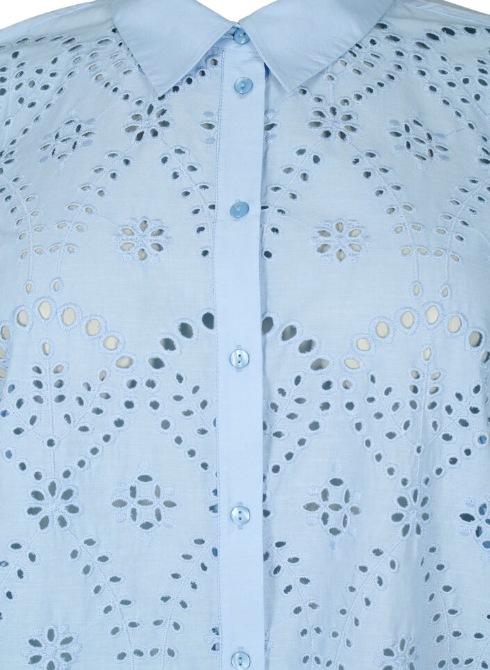 Skjorte i bomuld med broderi anglaise, Chambray Blue, Packshot image number 2