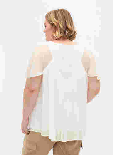 Ensfarvet bluse med flagermusærmer og v-hals, Warm Off-white, Model image number 1