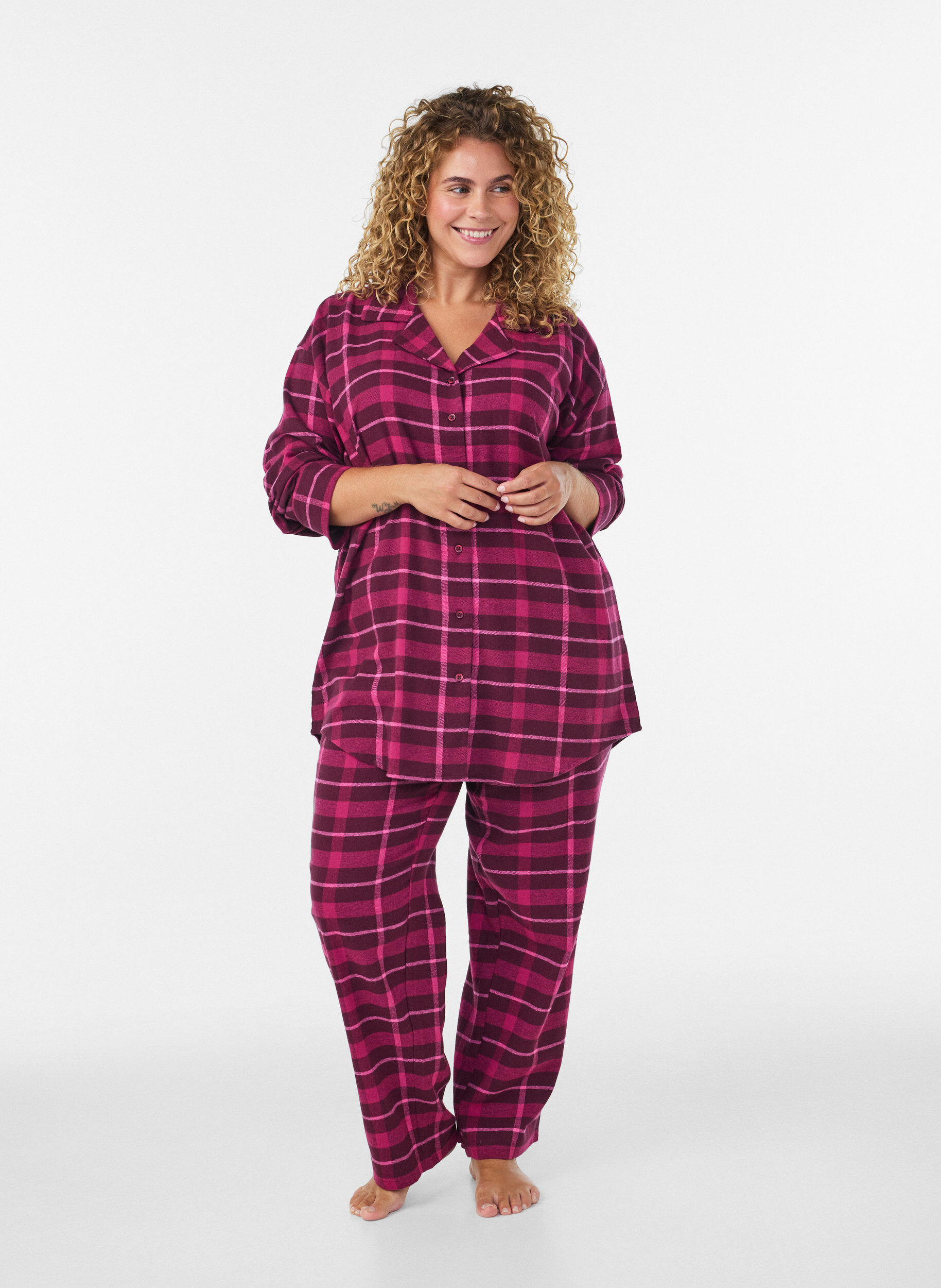 ZizziTernet pyjamasskjorte i bomuld med lange &aelig;rmer, R&oslash;d, Model image number 1