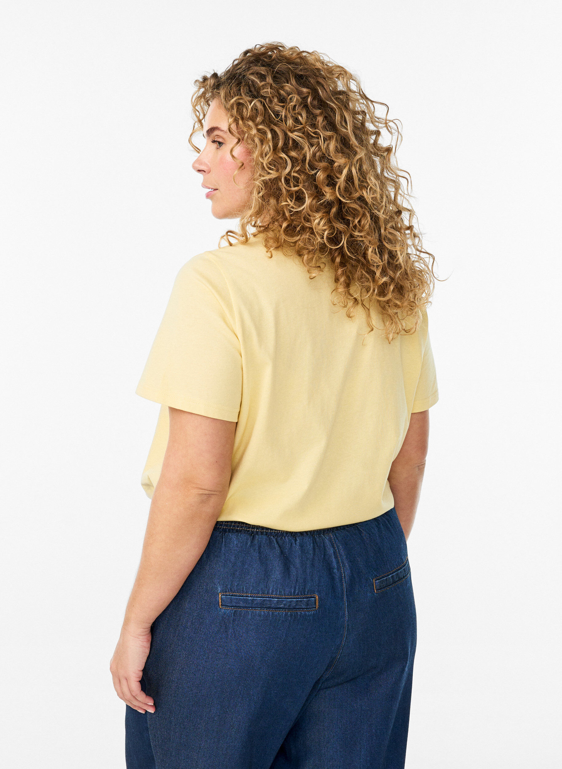 ZizziBasis t-shirt i bomuld med rund hals, Gul, Model image number 2