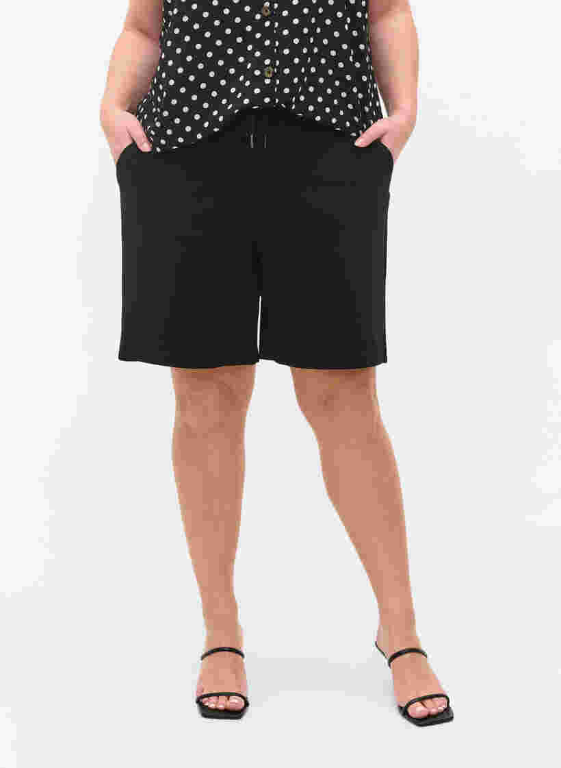 Løse shorts med bindesnøre og lommer, Black, Model image number 1