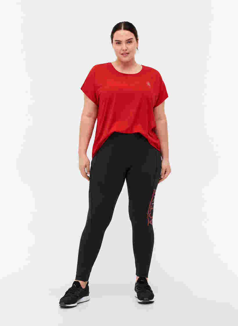 Ensfarvet trænings t-shirt, Haute Red, Model image number 2