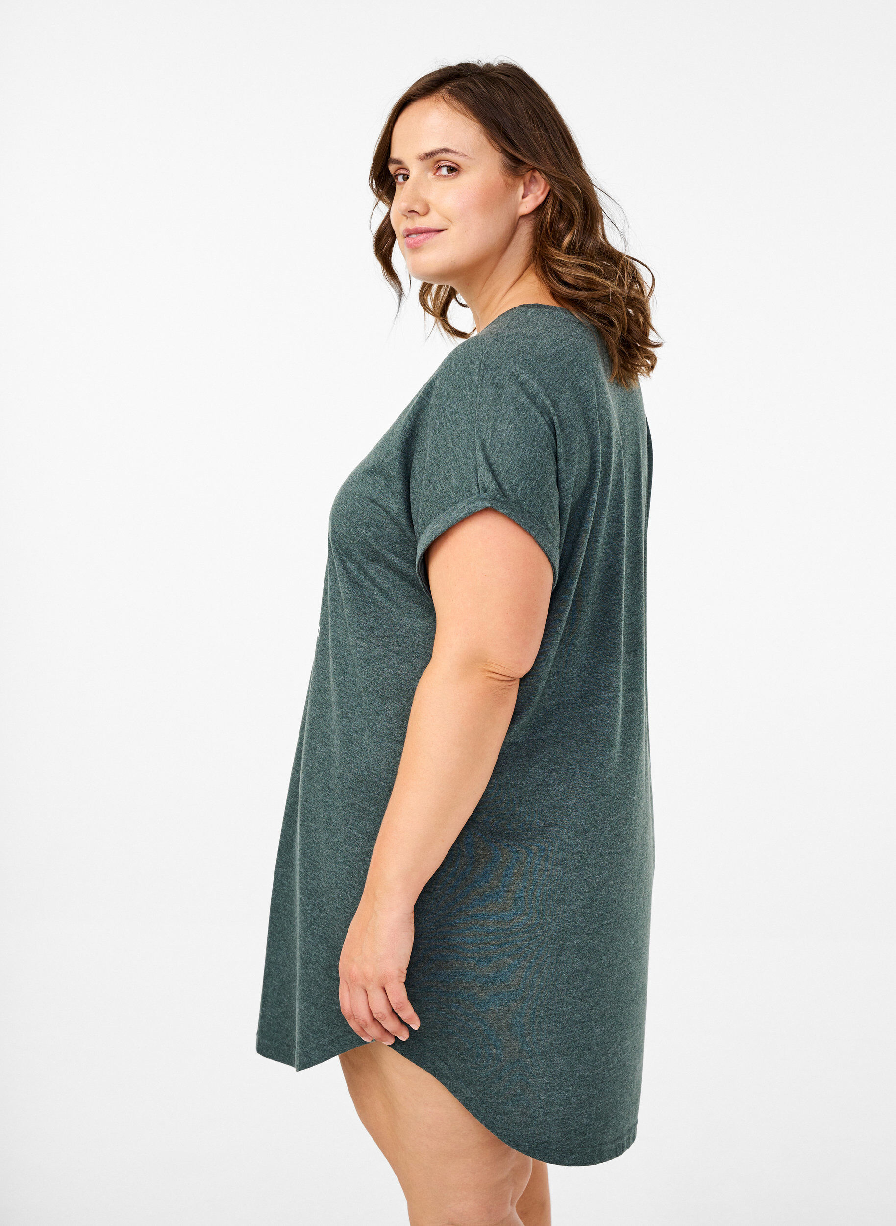 Zizzi Kort&aelig;rmet natkjole med tekstprint, , Model image number 2