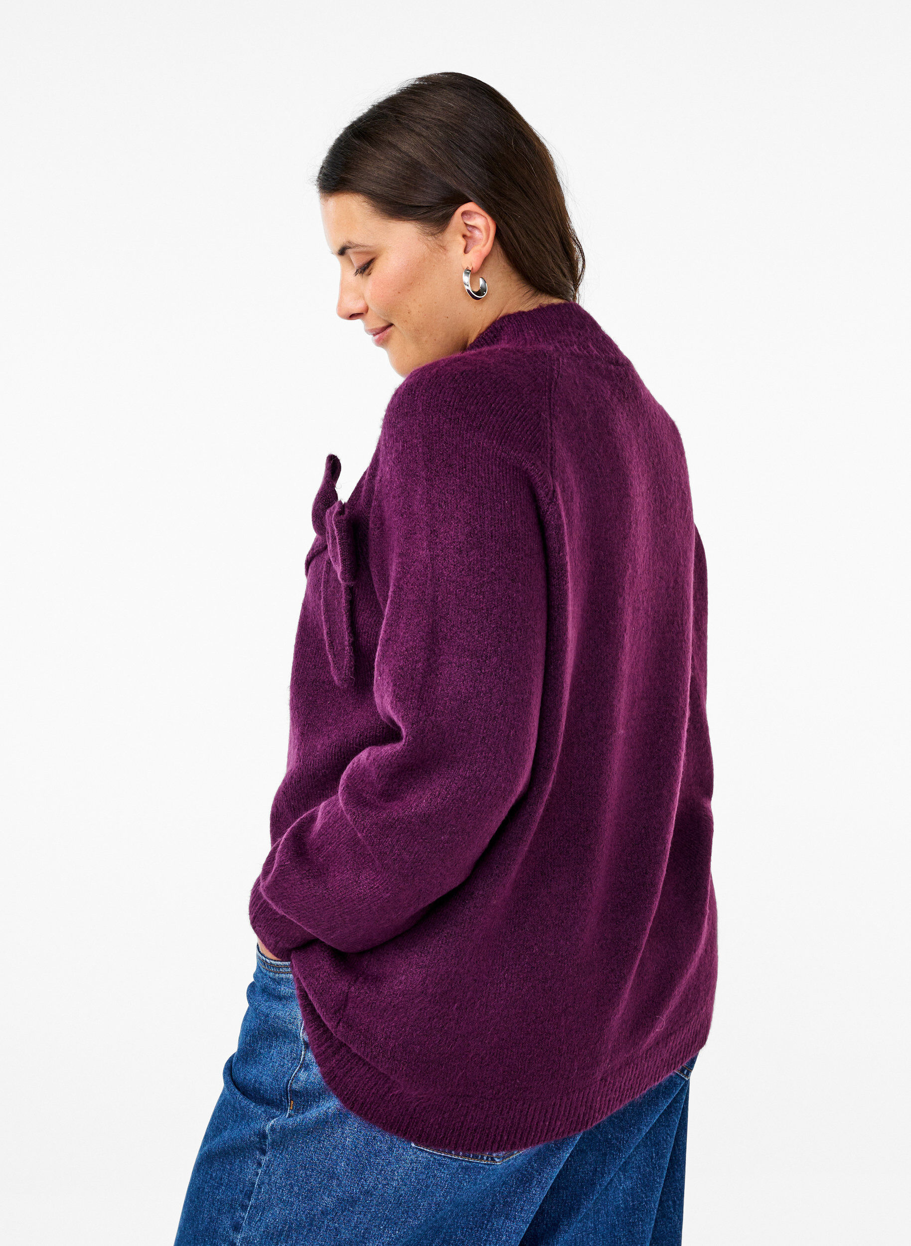 Zizzi Strikbluse med sl&oslash;jfe detalje, Potent P. Black Mel., Model image number 1