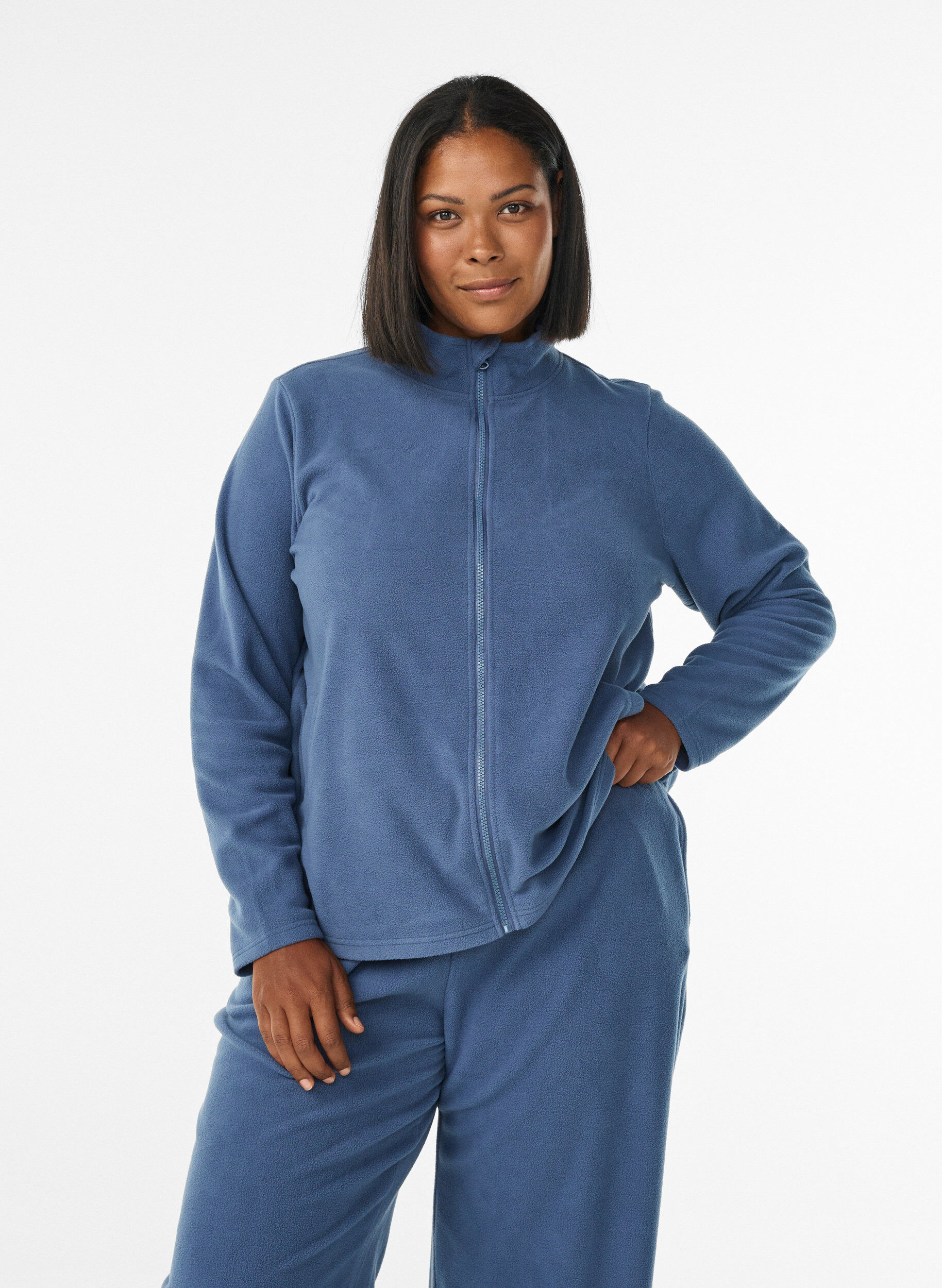 ZizziFleecetr&oslash;je med lynl&aring;s og h&oslash;j krave, Bl&aring;, Model image number 0