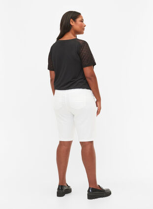 Tætsiddende shorts med baglommer, White, Model image number 1