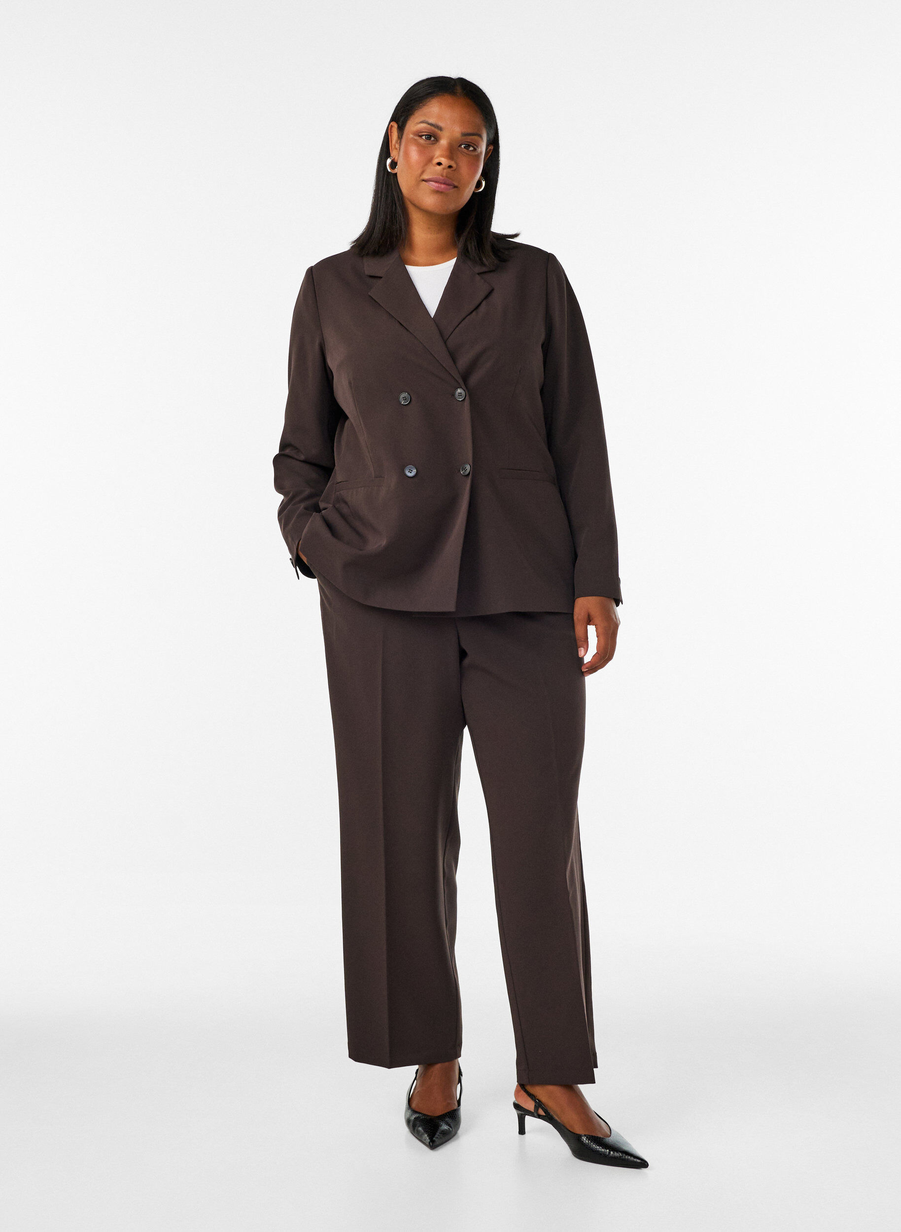 ZizziDobbeltradet blazer med l&oslash;s pasform, Brun, Model image number 1