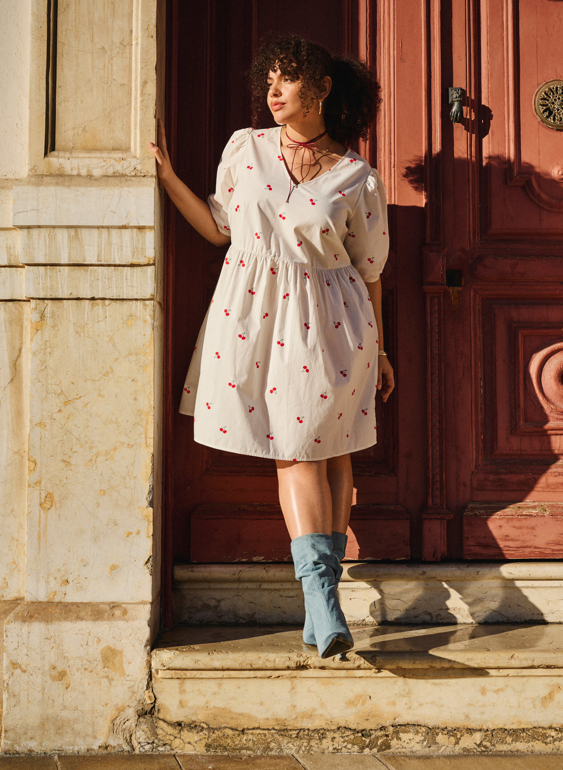 Zizzi Kjole med kirseb&aelig;rprint og a-shape, B. White/Cherry, Image image number 0