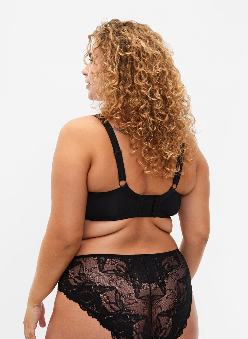 Vatteret bh med blonder og string, Black, Model image number 1