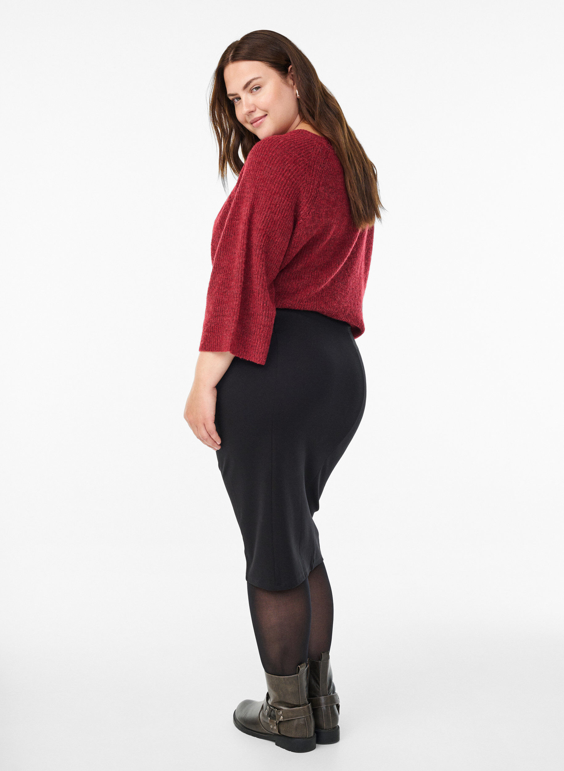 Zizzi T&aelig;tsiddende nederdel med elastik i taljen , Sort, Model image number 1