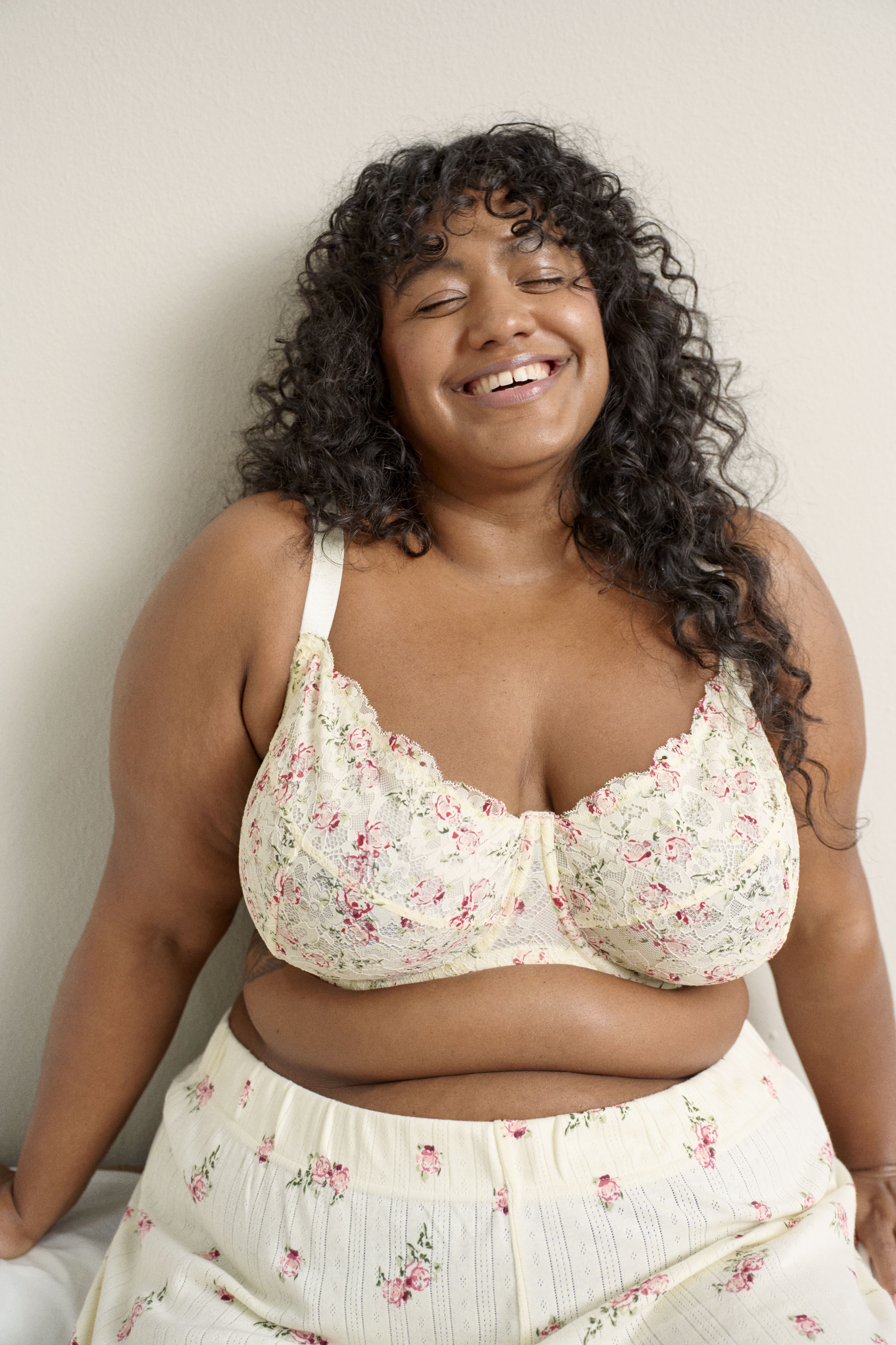 Zizzi Blonder og blomster, , Model