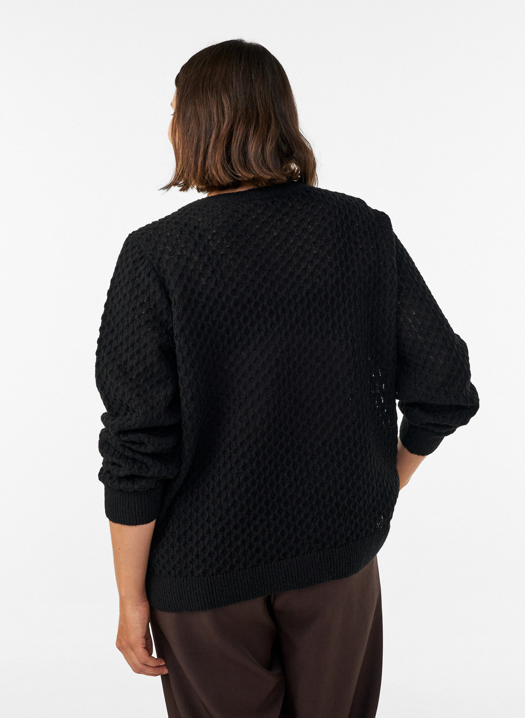 ZizziStrikbluse med struktureret hulm&oslash;nster, Sort, Model image number 2