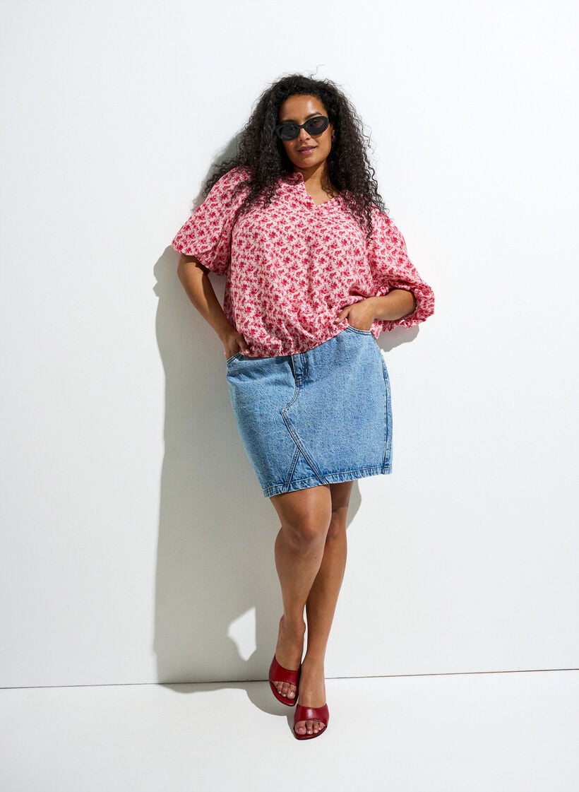 Blomstret viskosebluse med ballon&aelig;rmer, R&oslash;d, Image image number 0